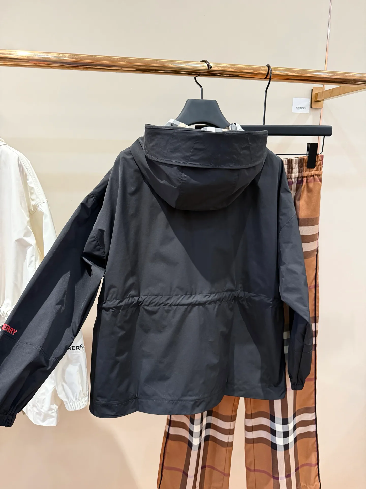 Women's Jackets And Down Jackets BURBERRY 17889944