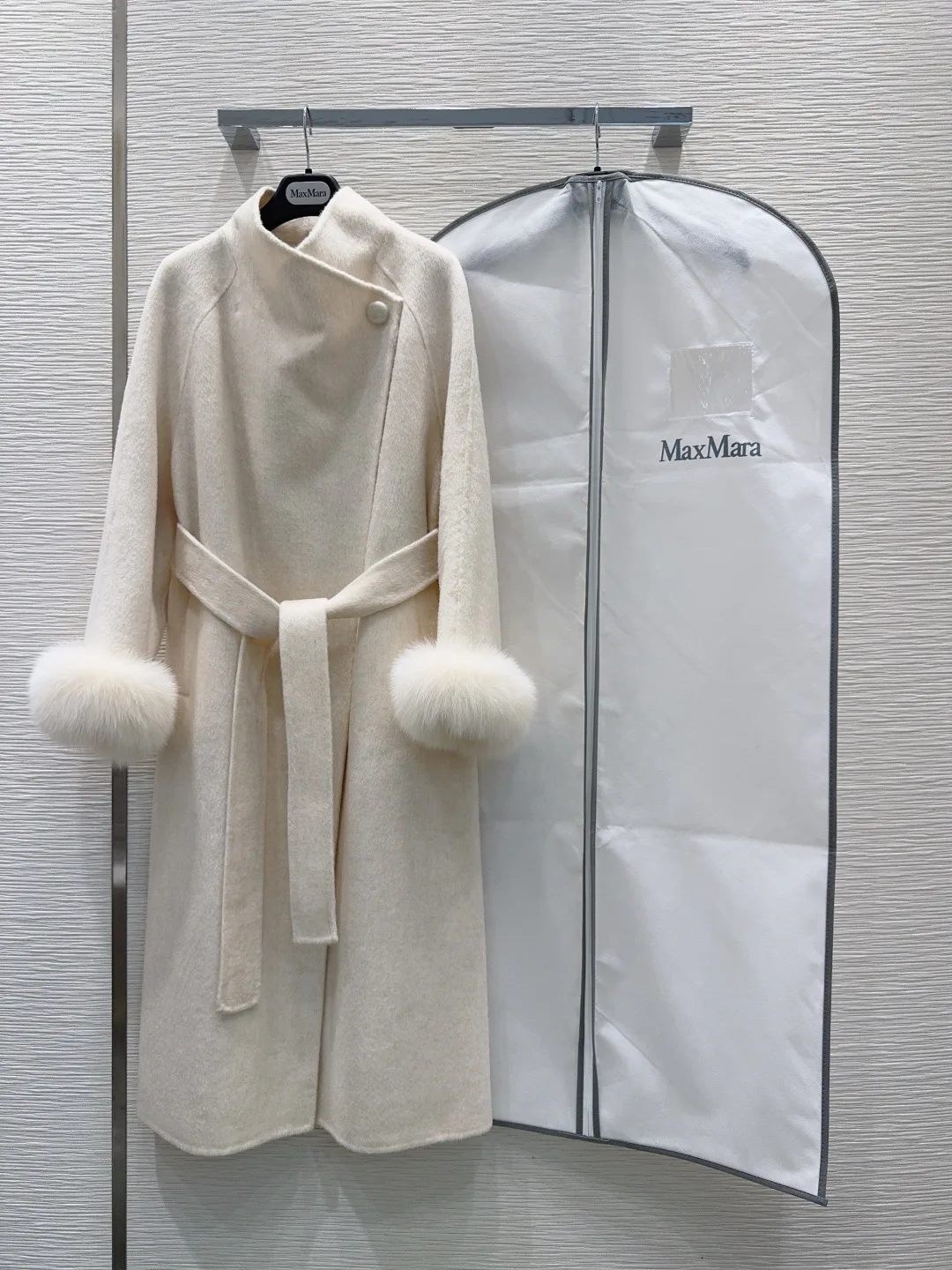 Women's Coats MAX MARA 18456304
