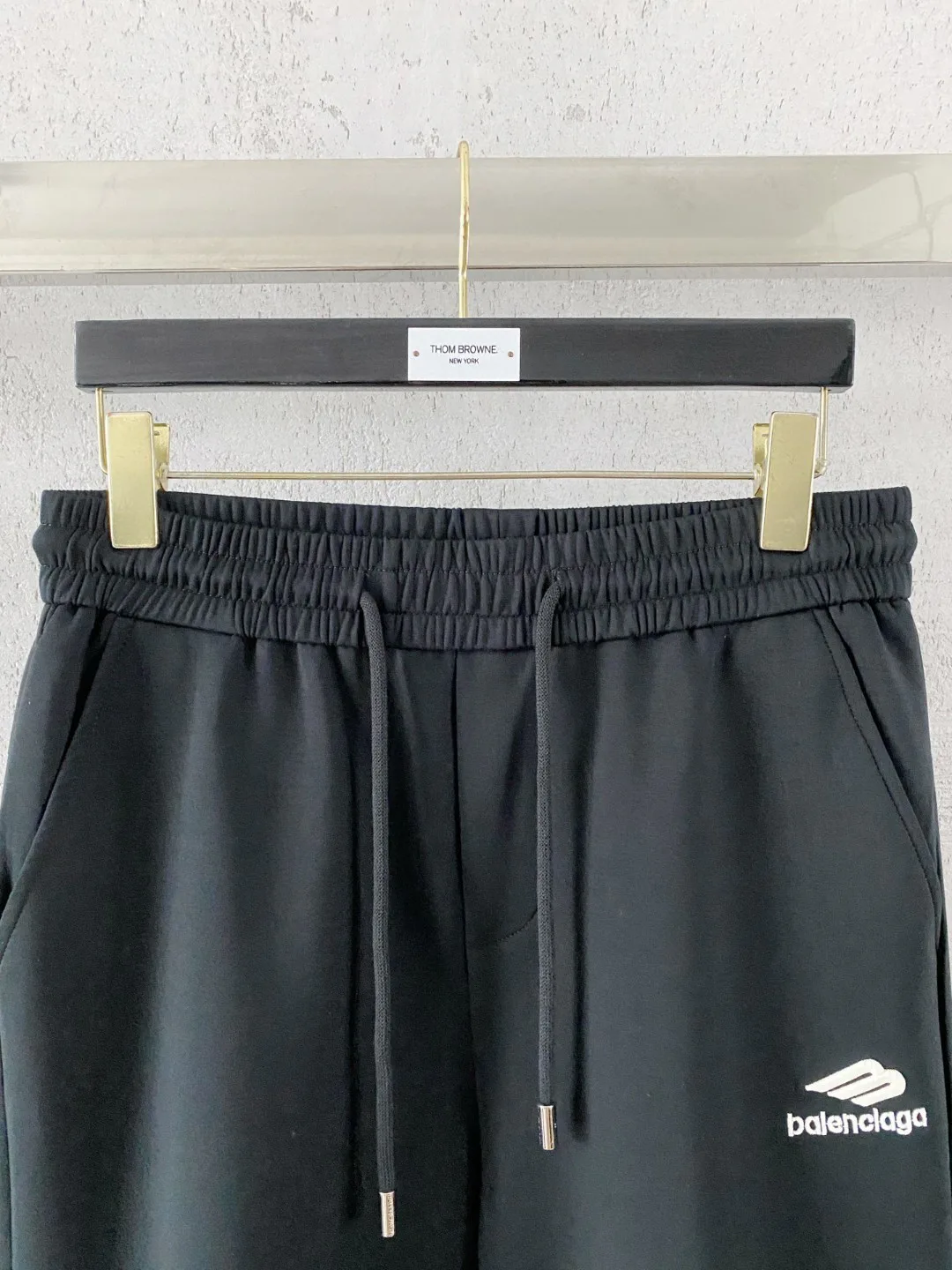 Men's Trousers BALENCIAGA 18296217