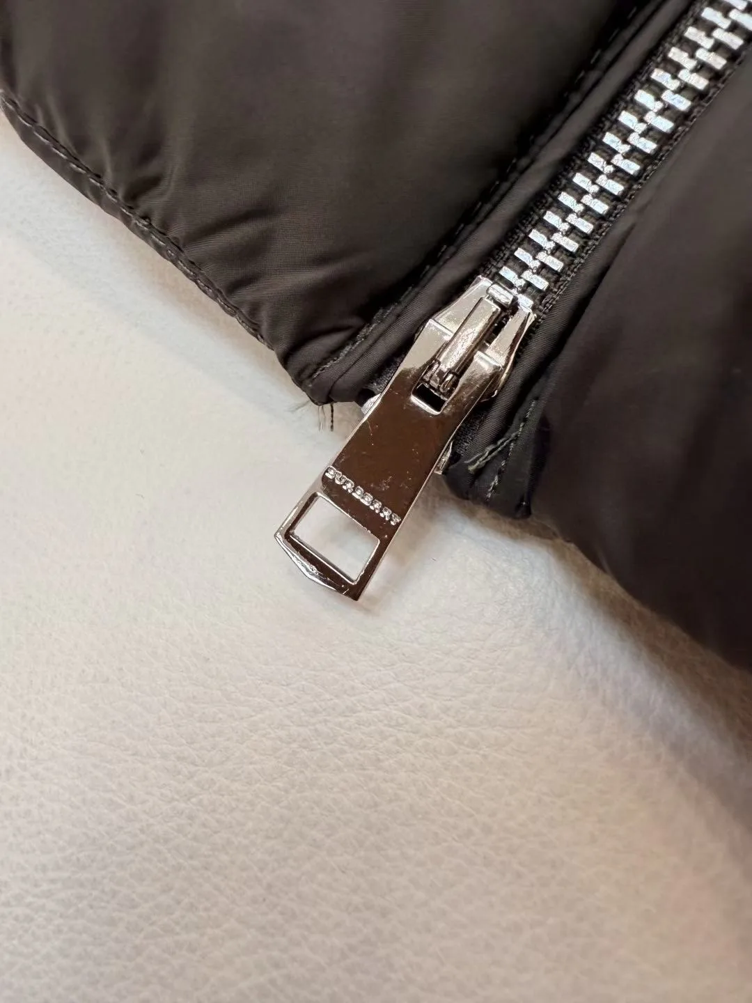 Women's Jackets And Down Jackets BURBERRY 18043118