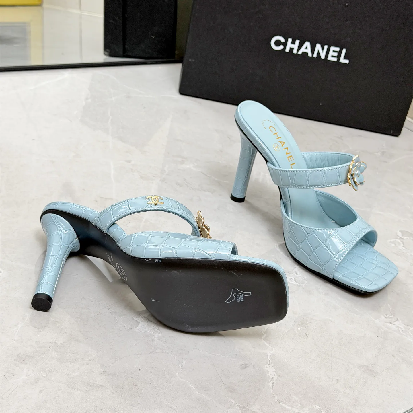 Women's Open-Toe Sandals CHANEL 17335032