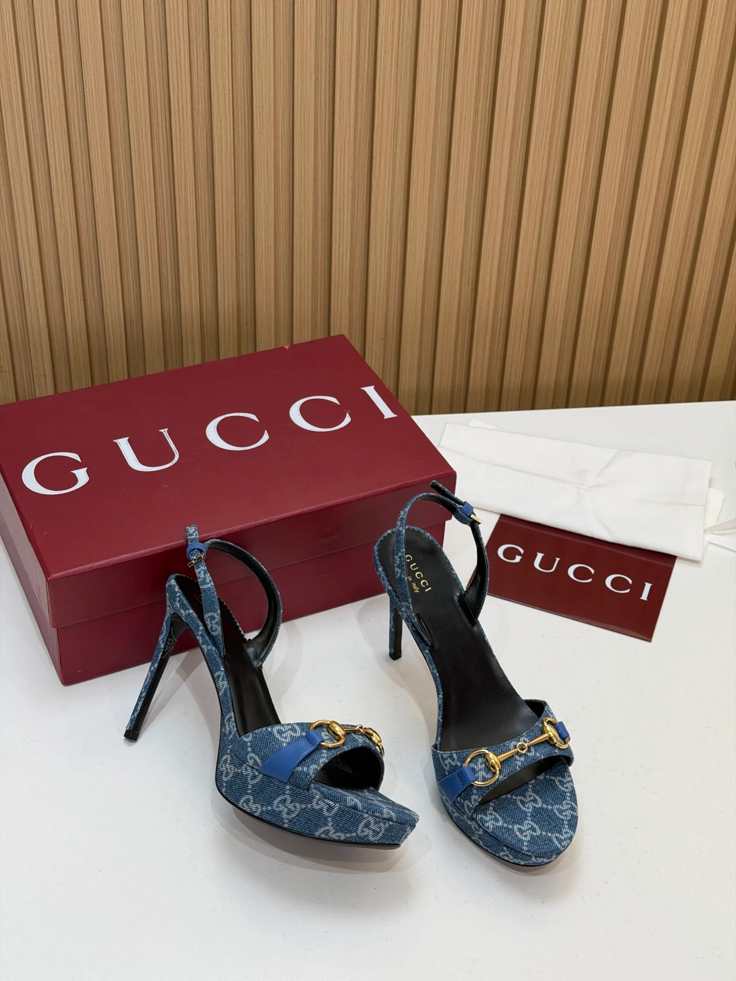 Women's Open-Toe Sandals GUCCI 18396266