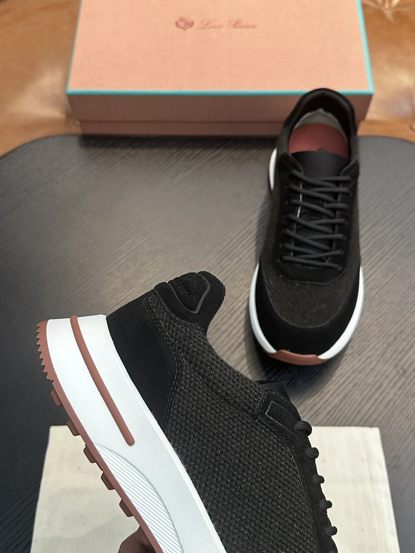 Men's Sneakers LORO PIANA 17737429