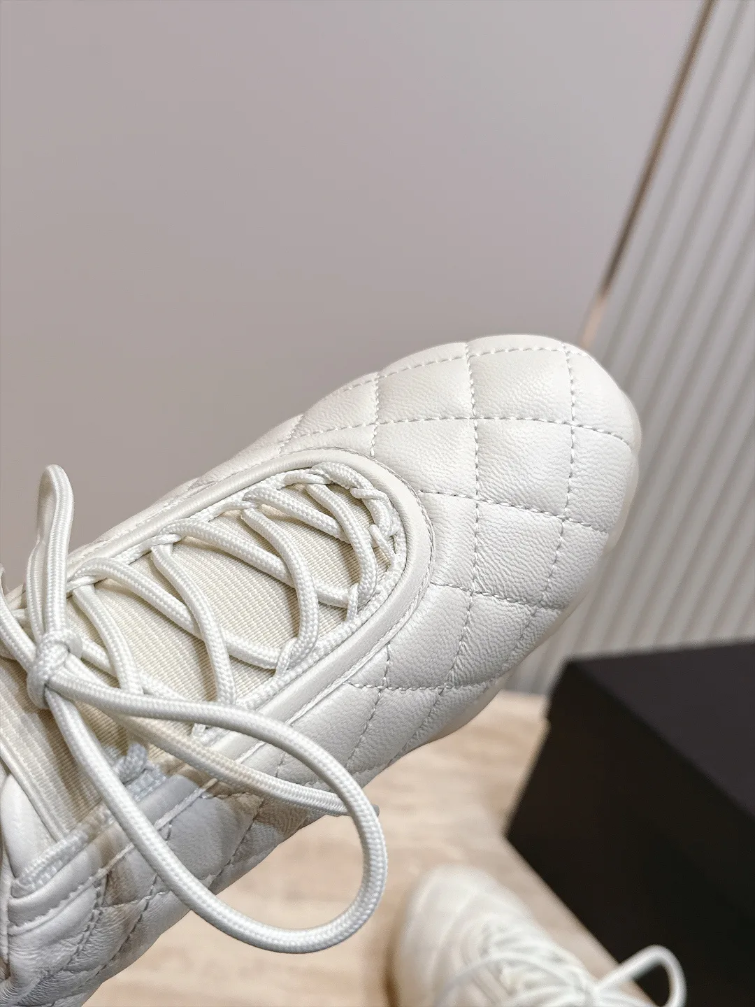 Women's Sneakers CHANEL 17947041