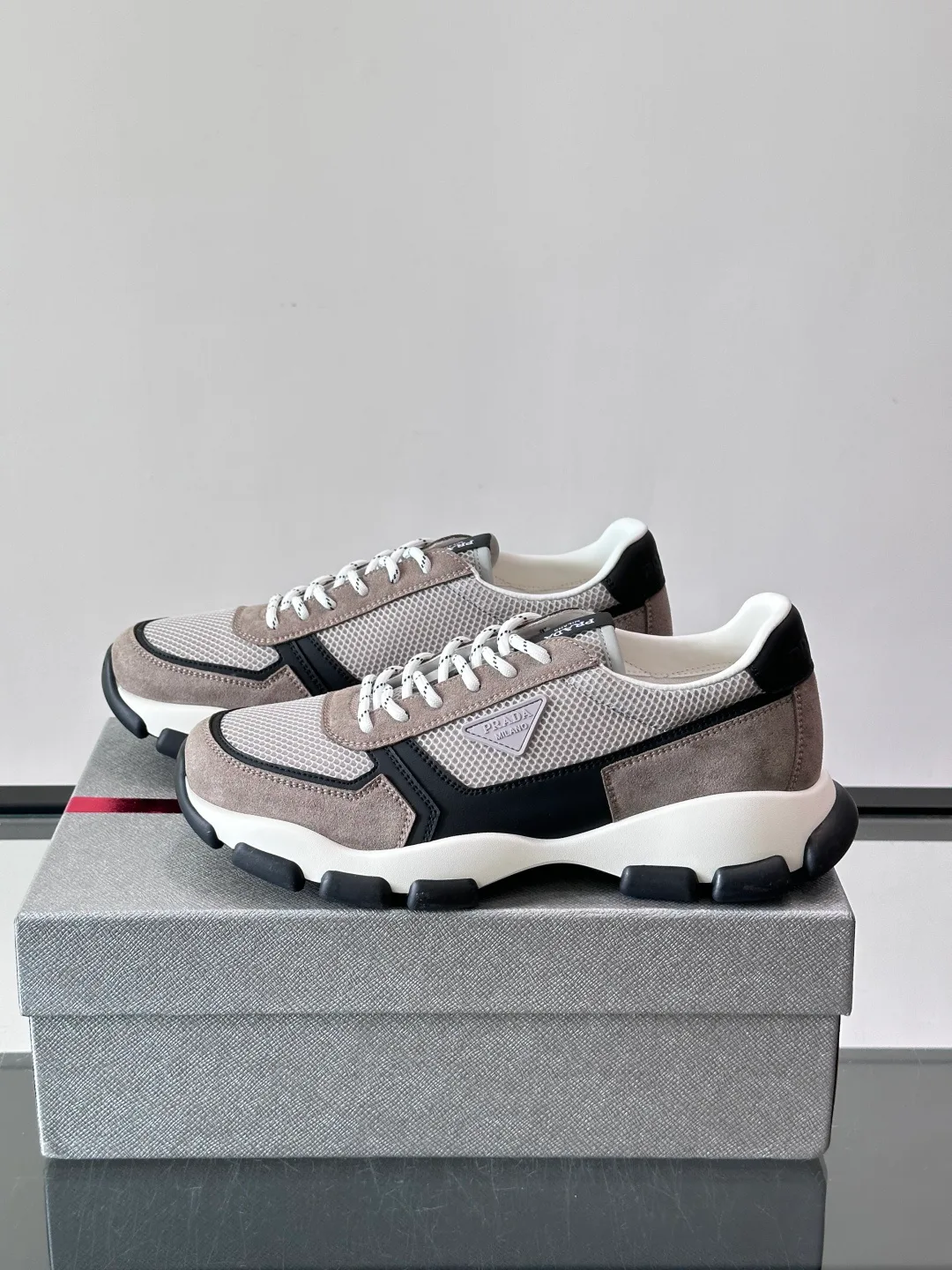 Men's Sneakers PRADA 18102777