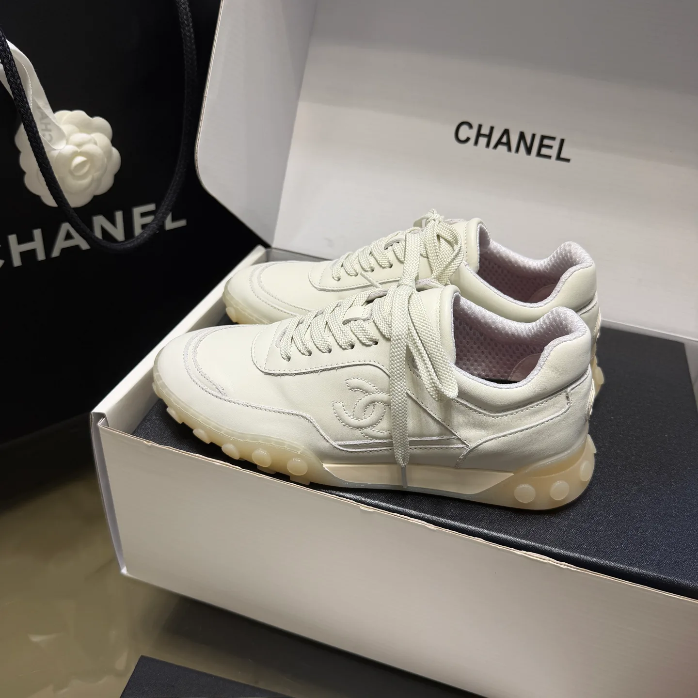 Women's Sneakers CHANEL 17877259