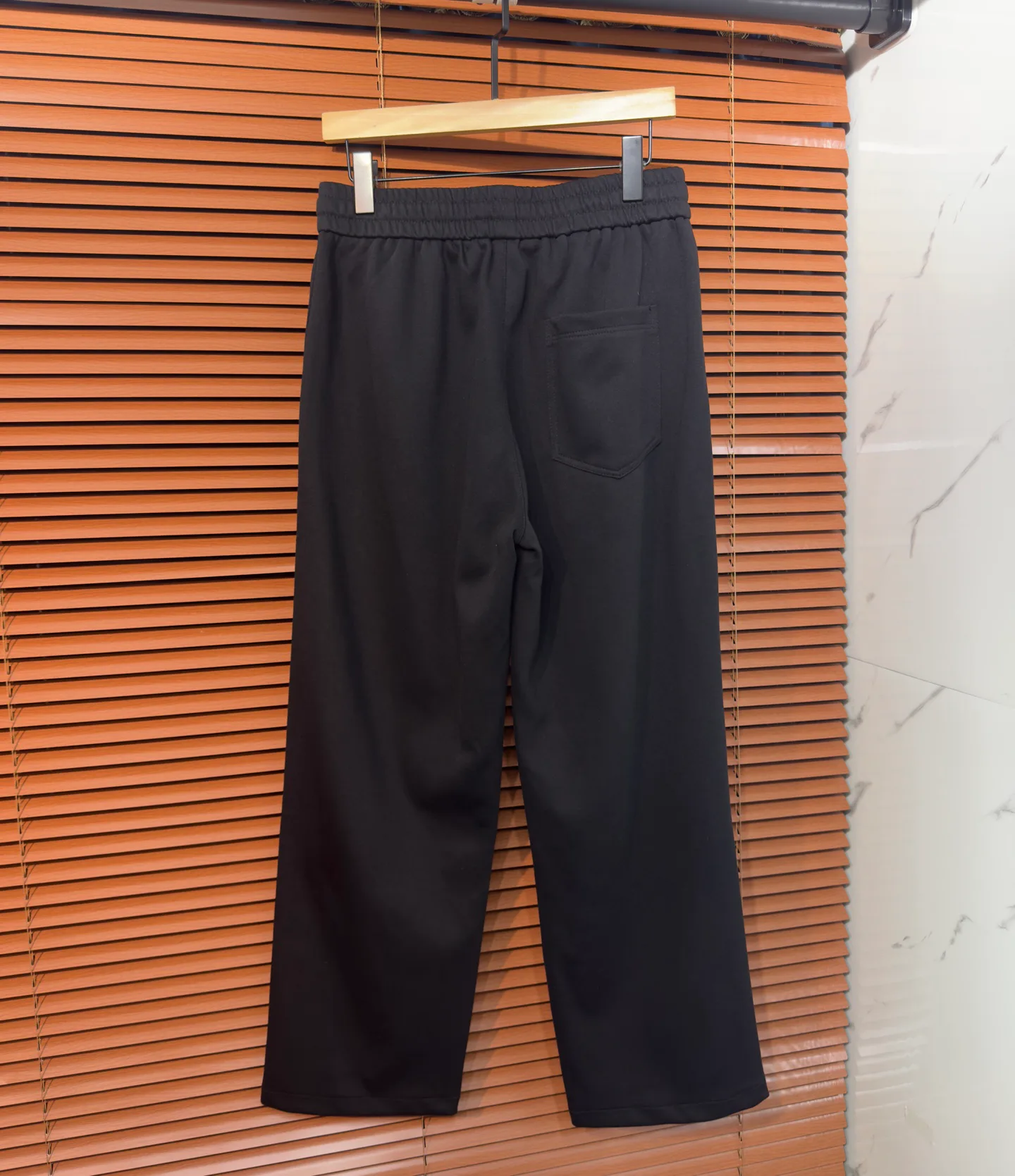Men's Trousers MONCLER 18098312