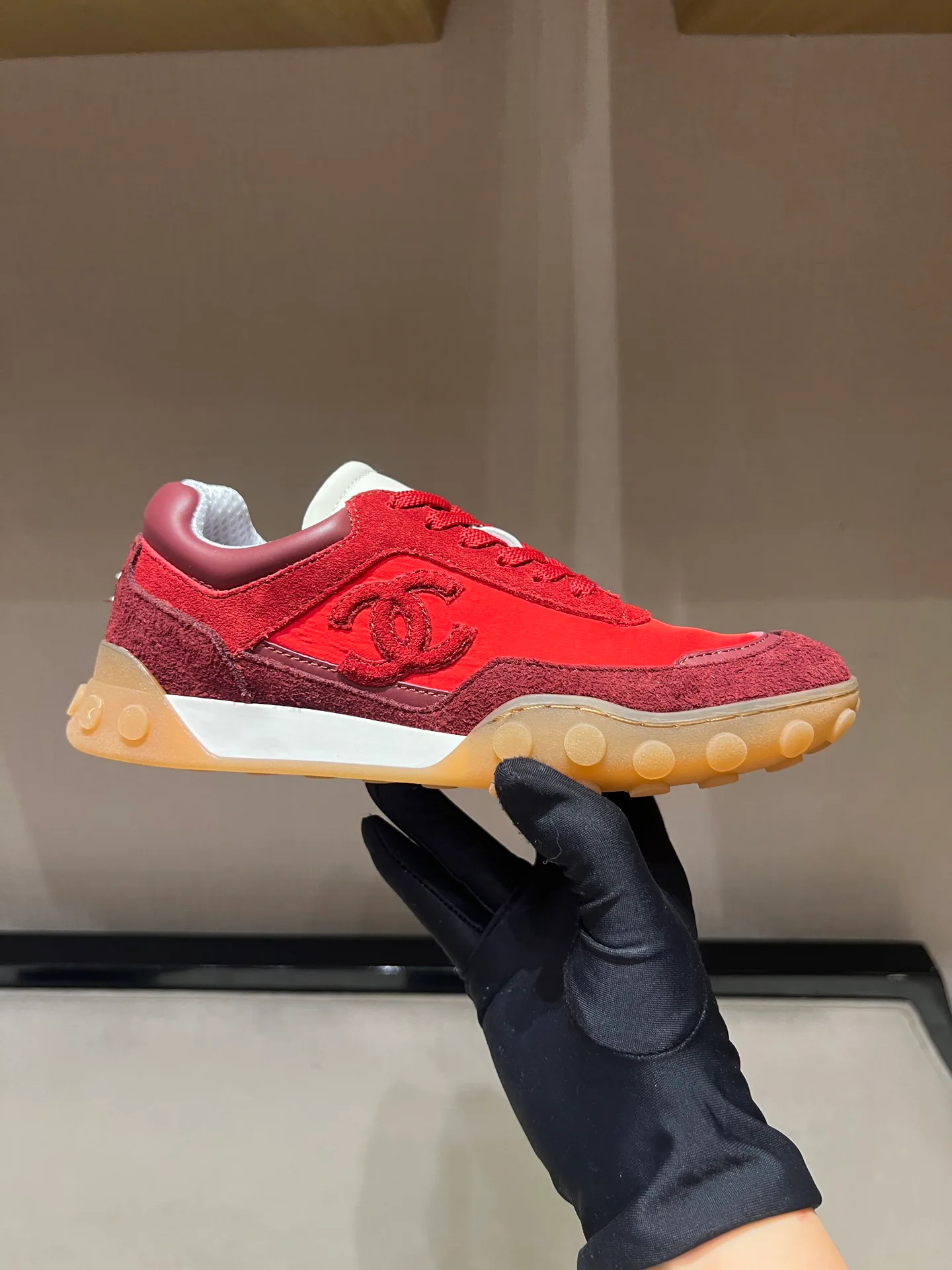 Women's Sneakers CHANEL 18020124