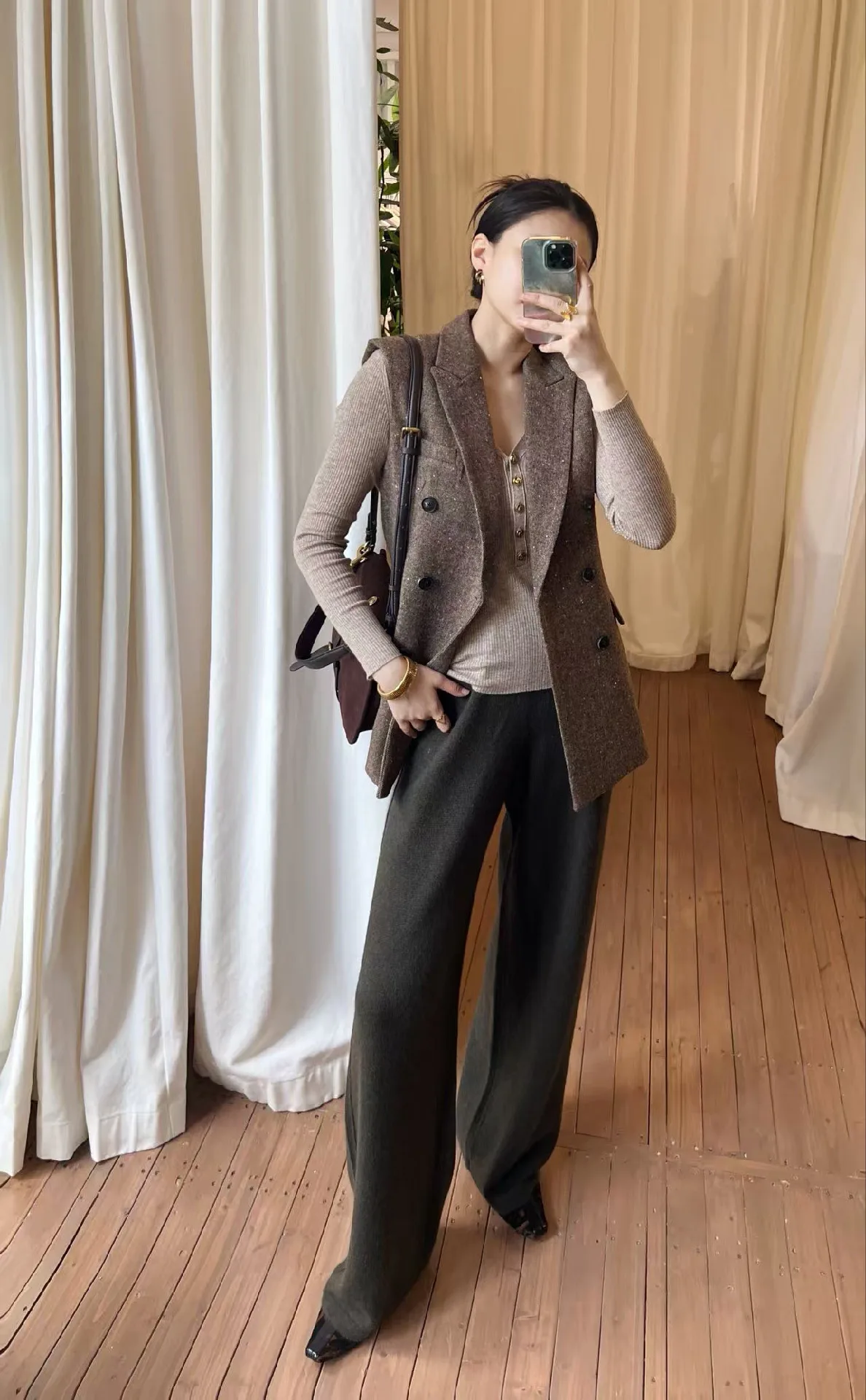 Women's Jumpers And Sweaters CHANEL 18321120