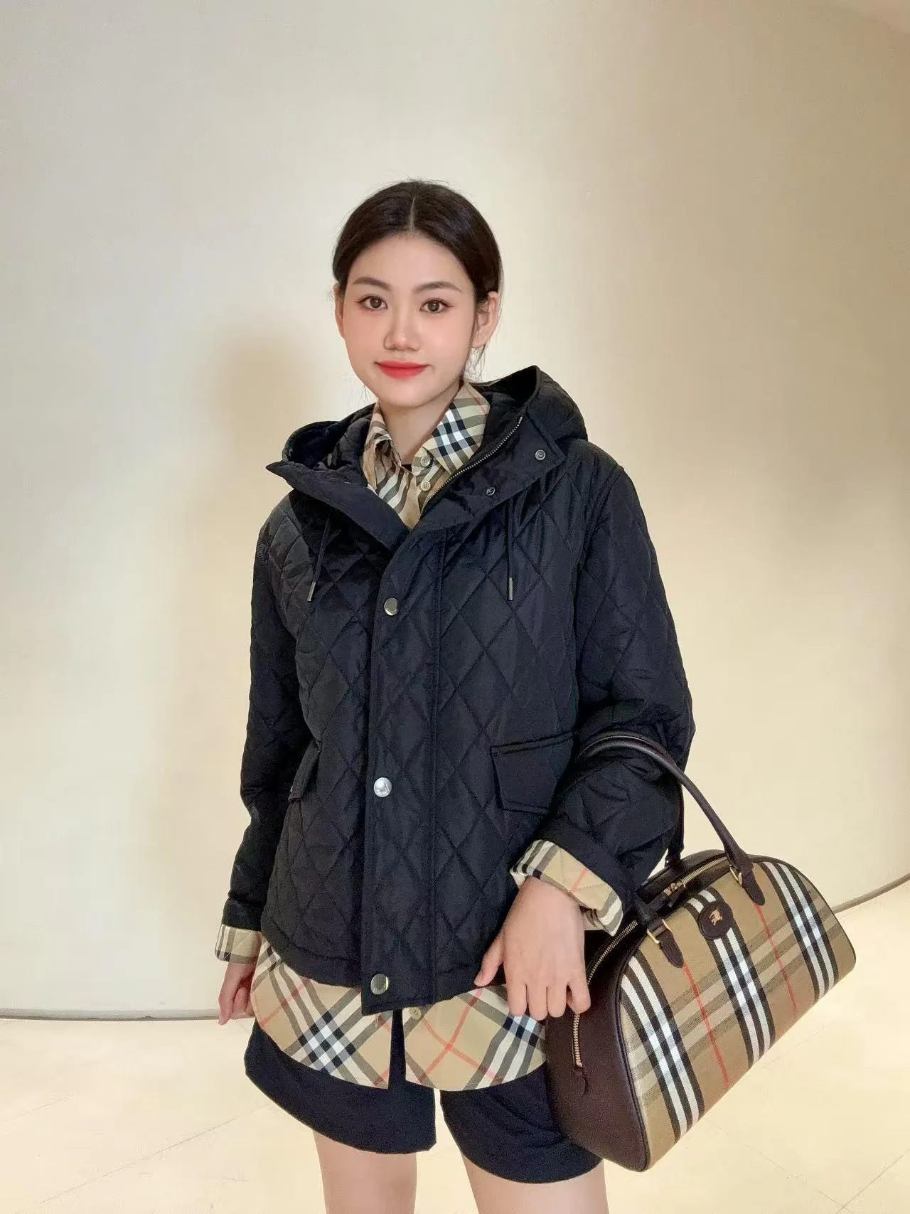 Women's Jackets And Down Jackets BURBERRY 18033913