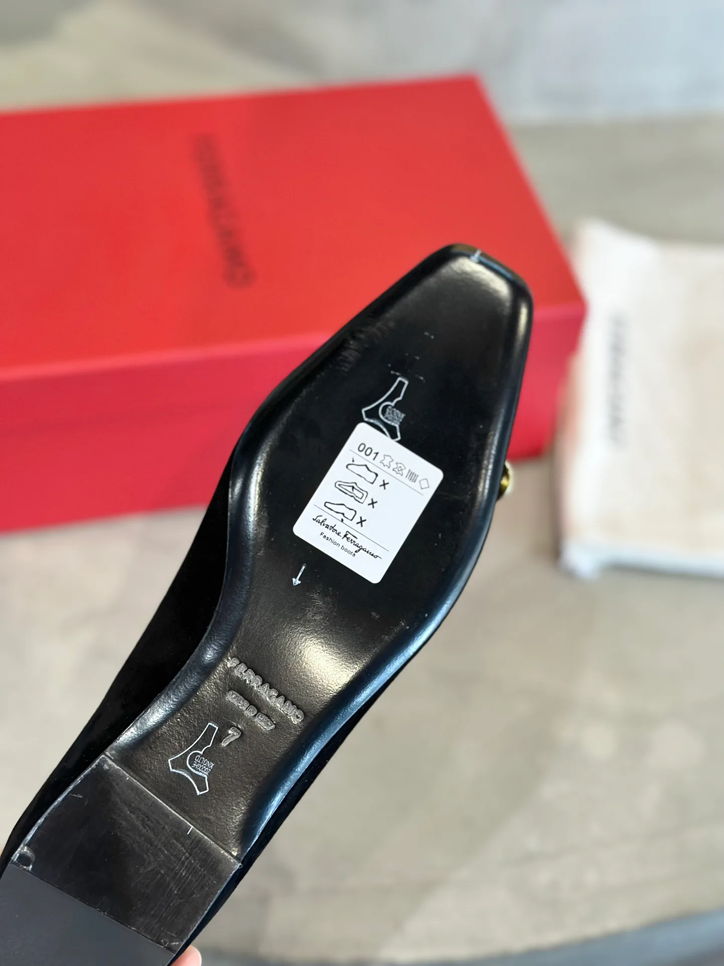 Women's Ballet Flats SALVATORE FERRAGAMO 18340747