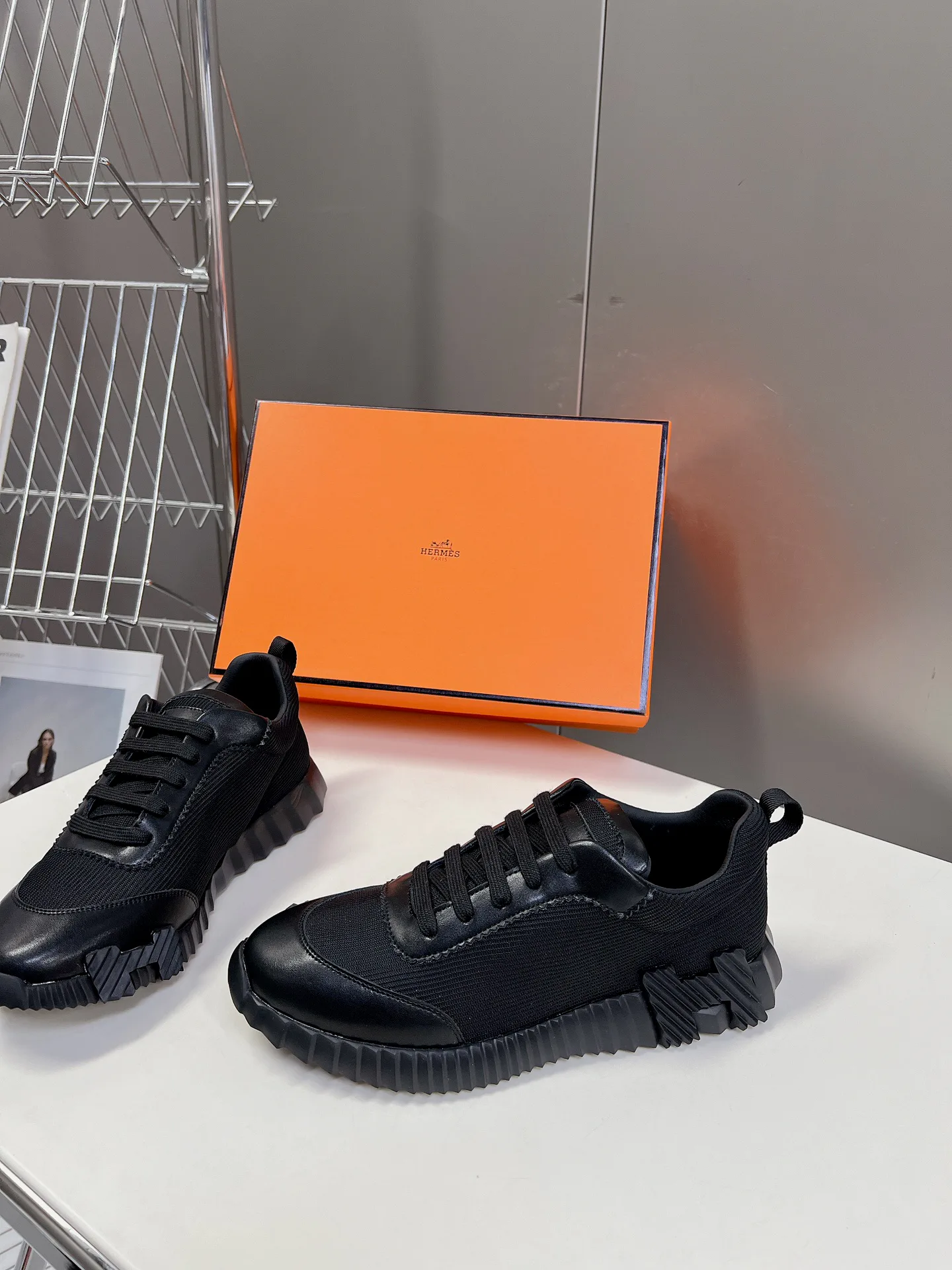 Women's Sneakers HERMES 18418625