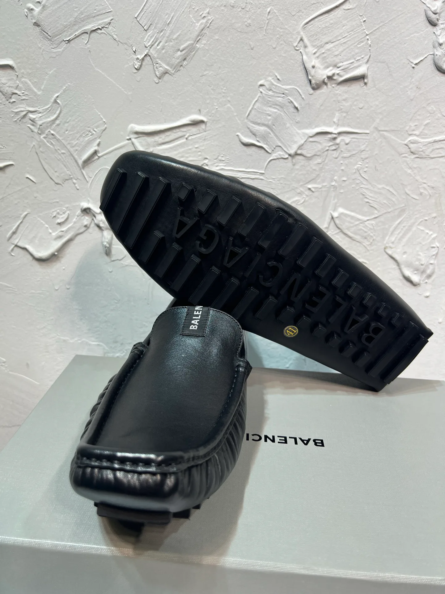 Men's Loafers And Dress Shoes BALENCIAGA 17369798