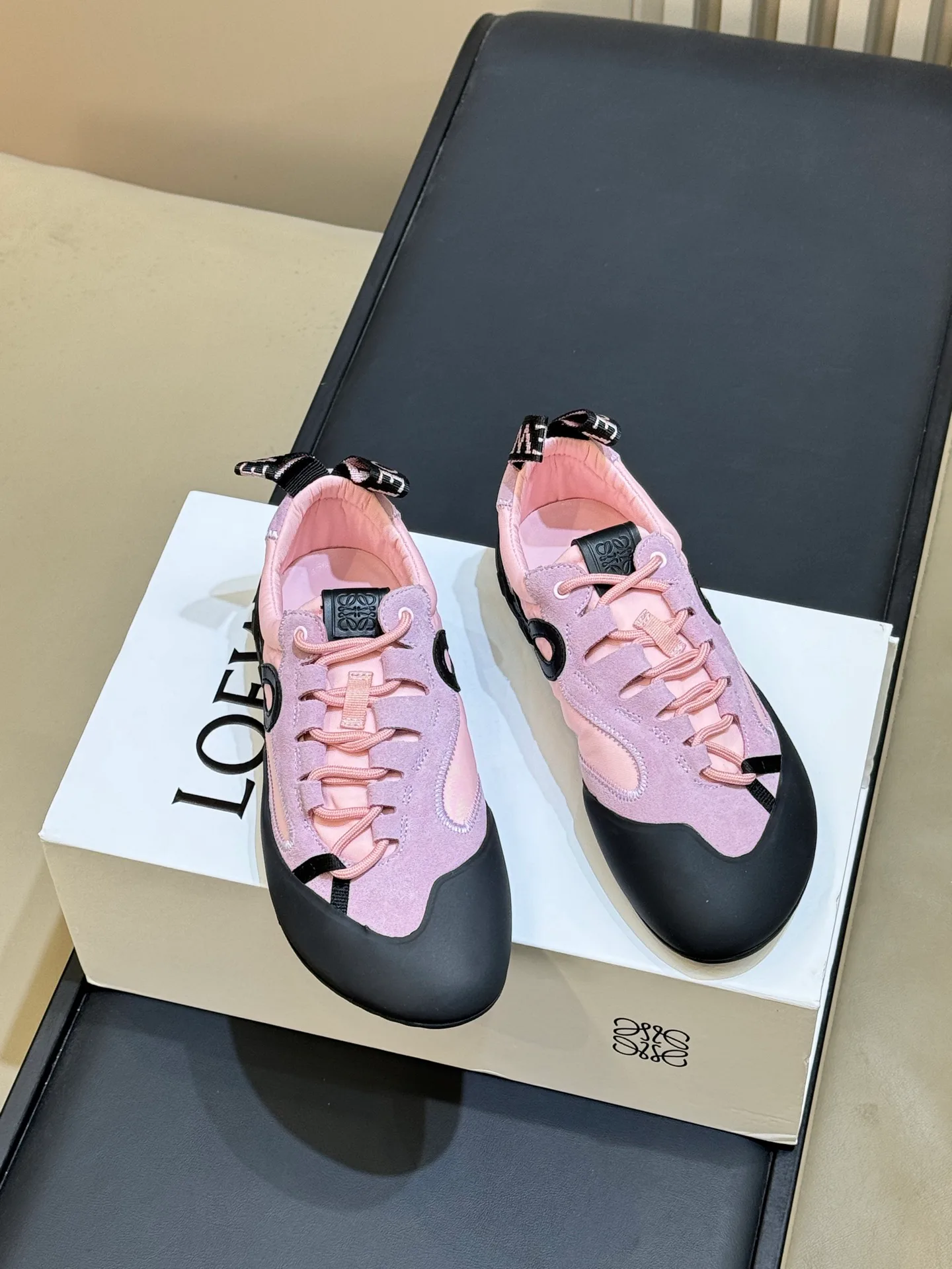 Women's Sneakers LOEWE 18073074