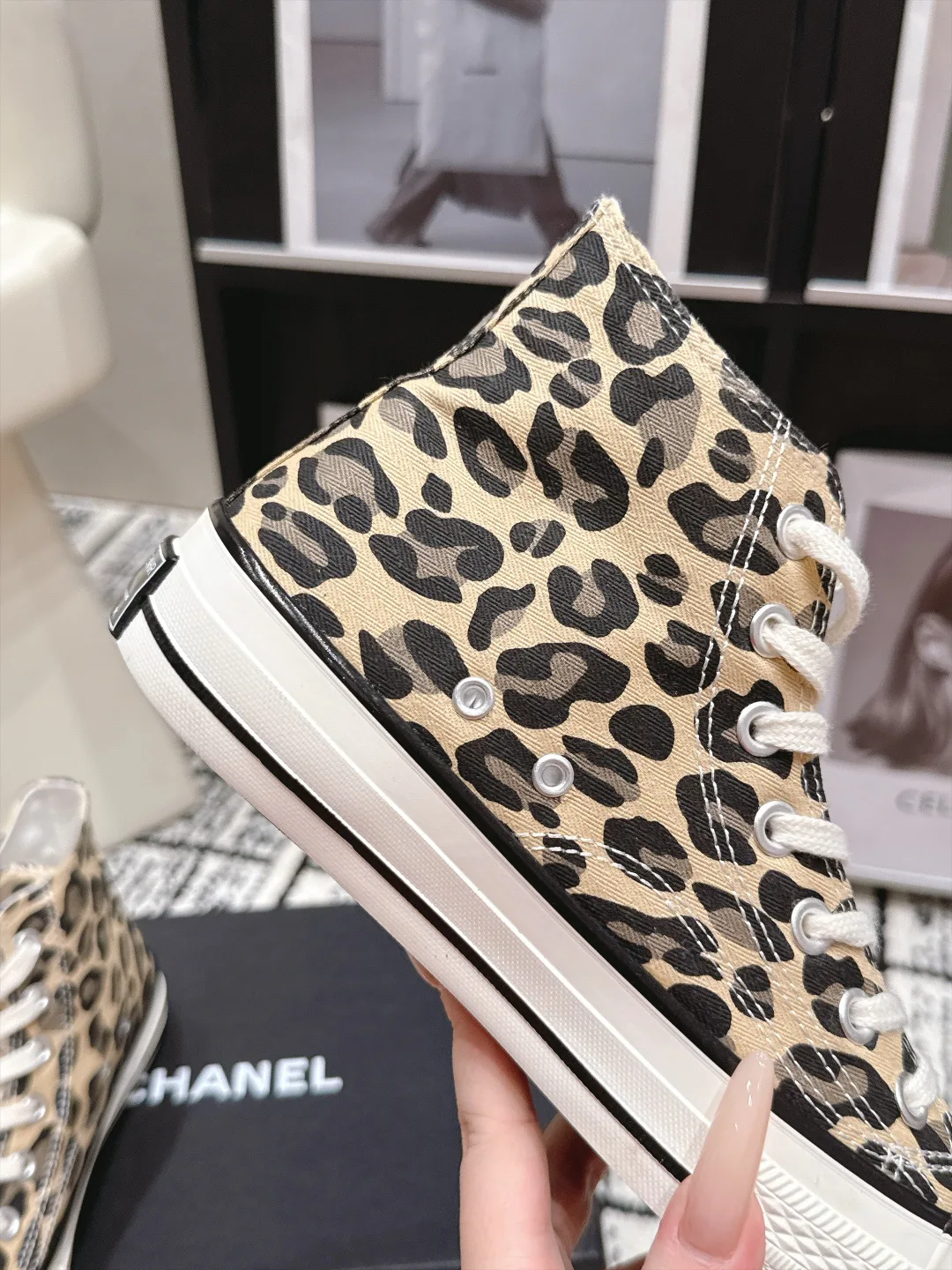 Women's Sneakers CHANEL 18139183