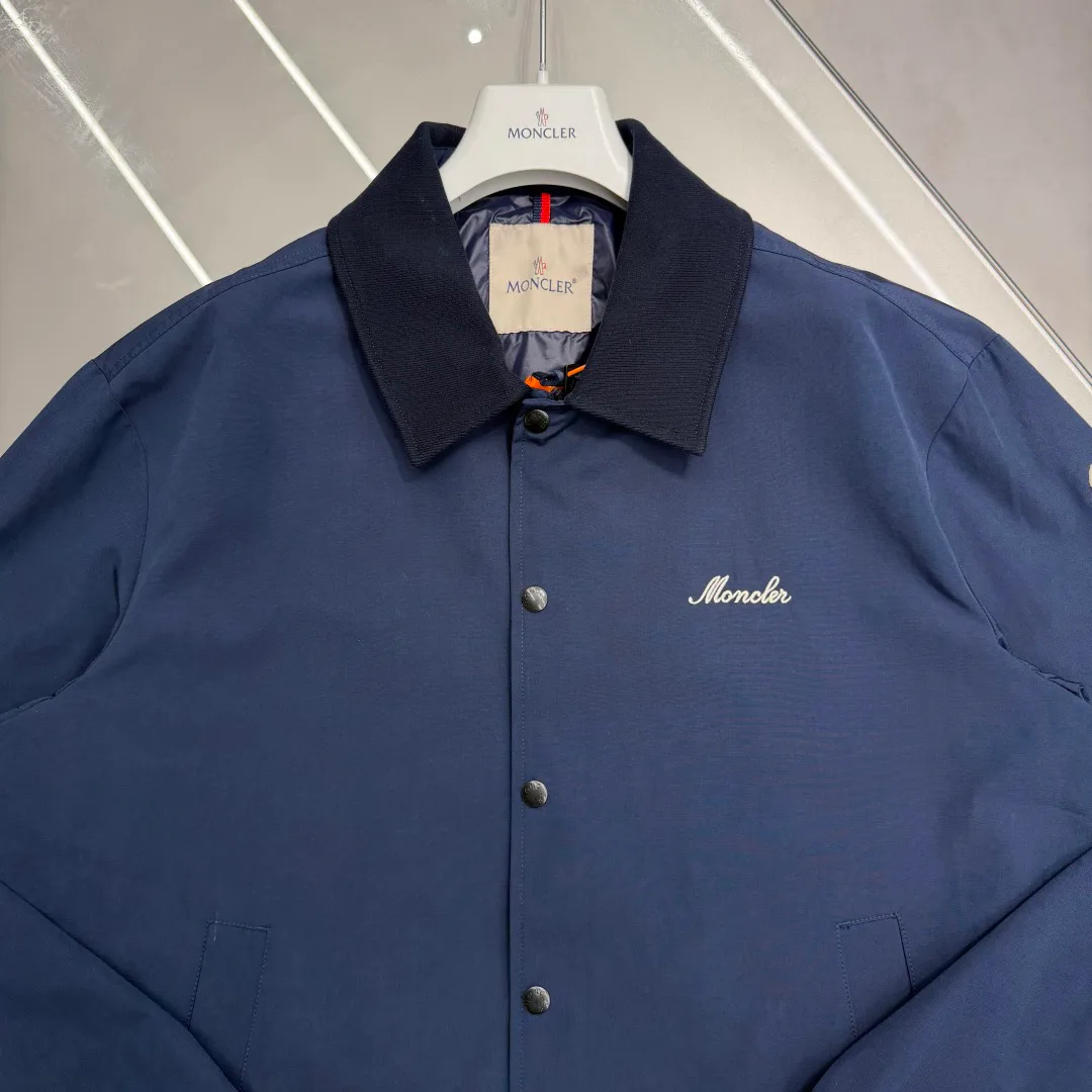 Men's Jackets And Down Jackets MONCLER 17876337