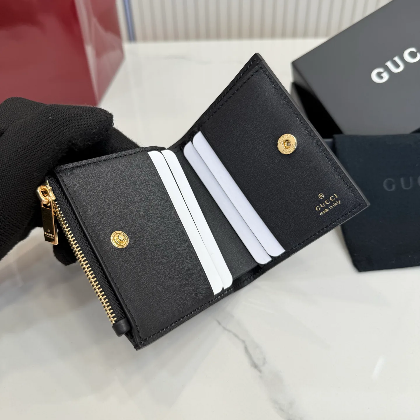 Women's Clutches GUCCI 17947852