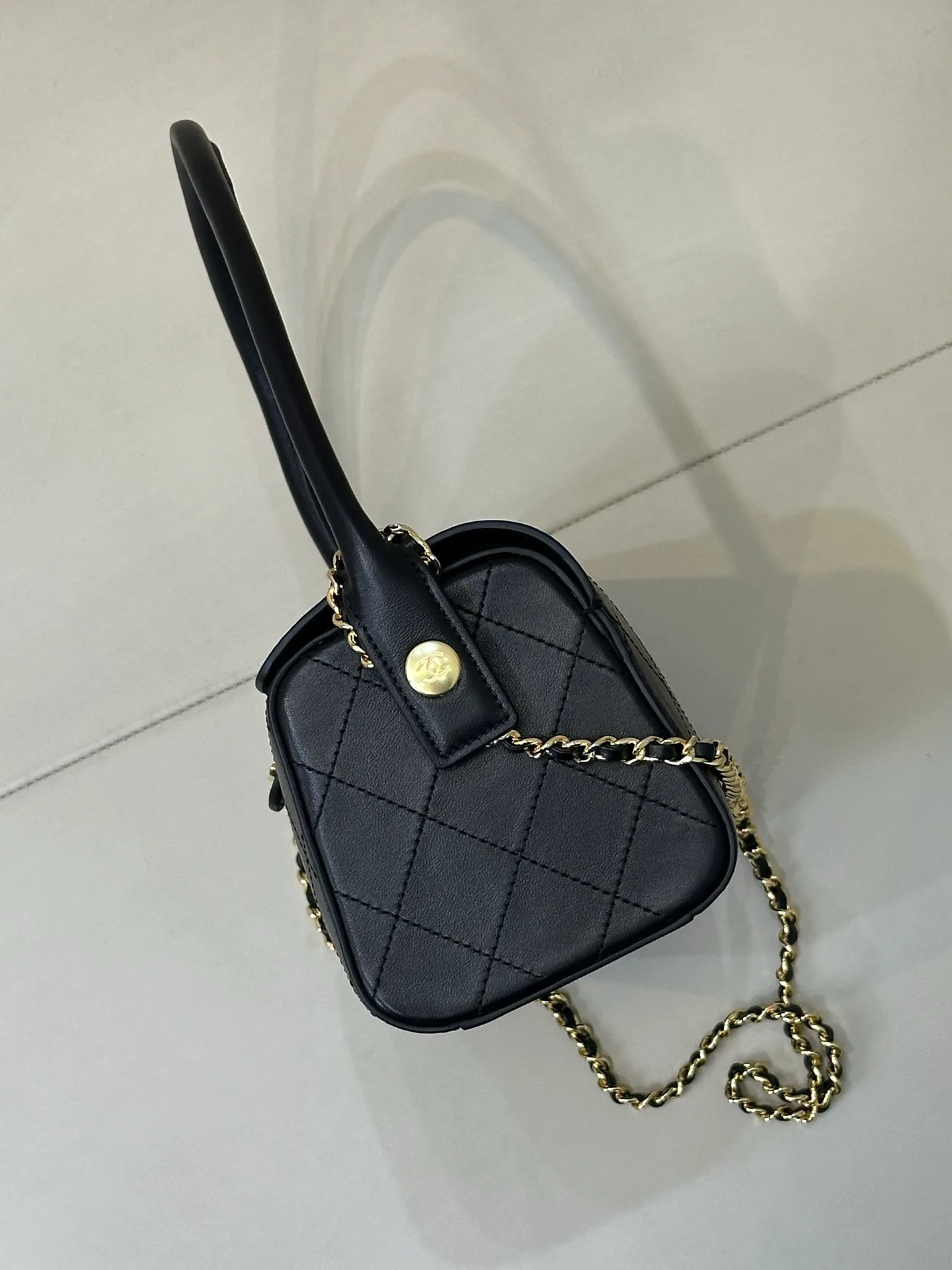Women's Classic Handbags CHANEL 17376204