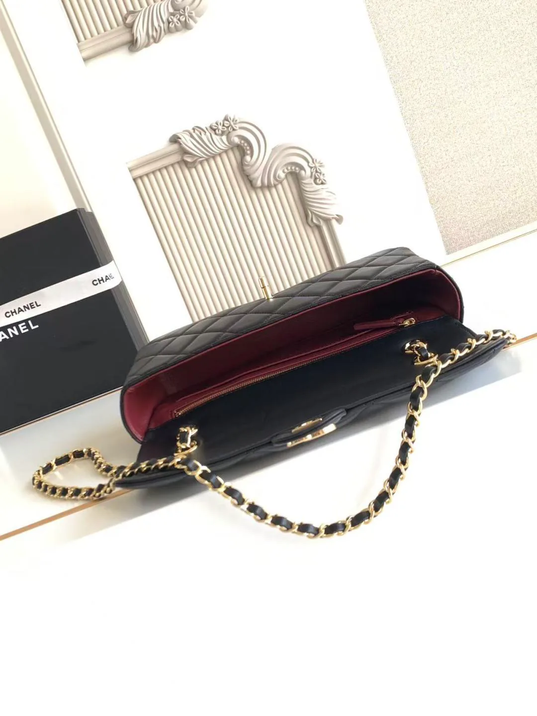 Women's Classic Handbags CHANEL 18057796