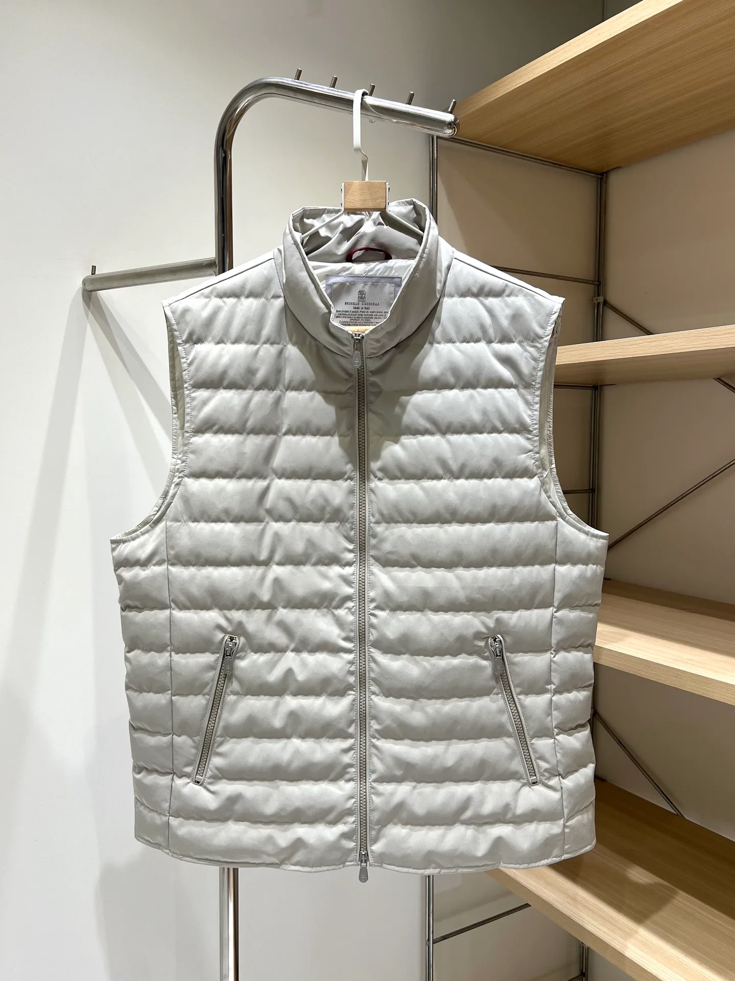 Men's Vests BRUNELLO CUCINELLI 17937838