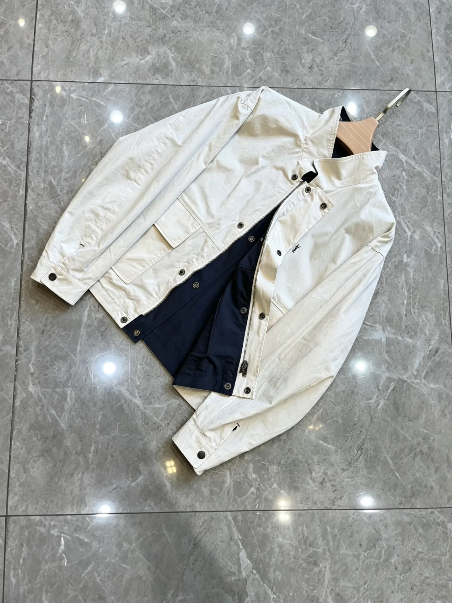 Women's Jackets And Down Jackets SAINT LAURENT 18161977