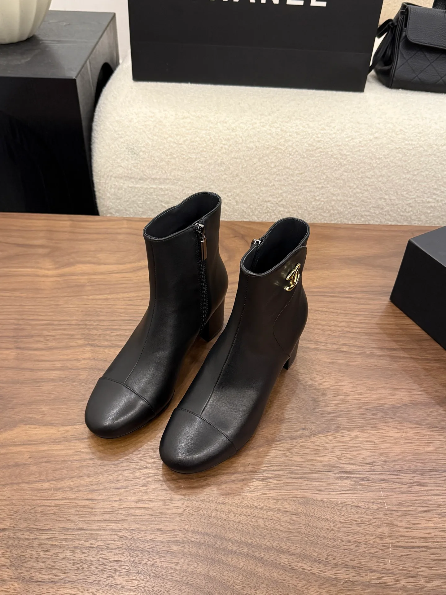Women's Booties CHANEL 18323354