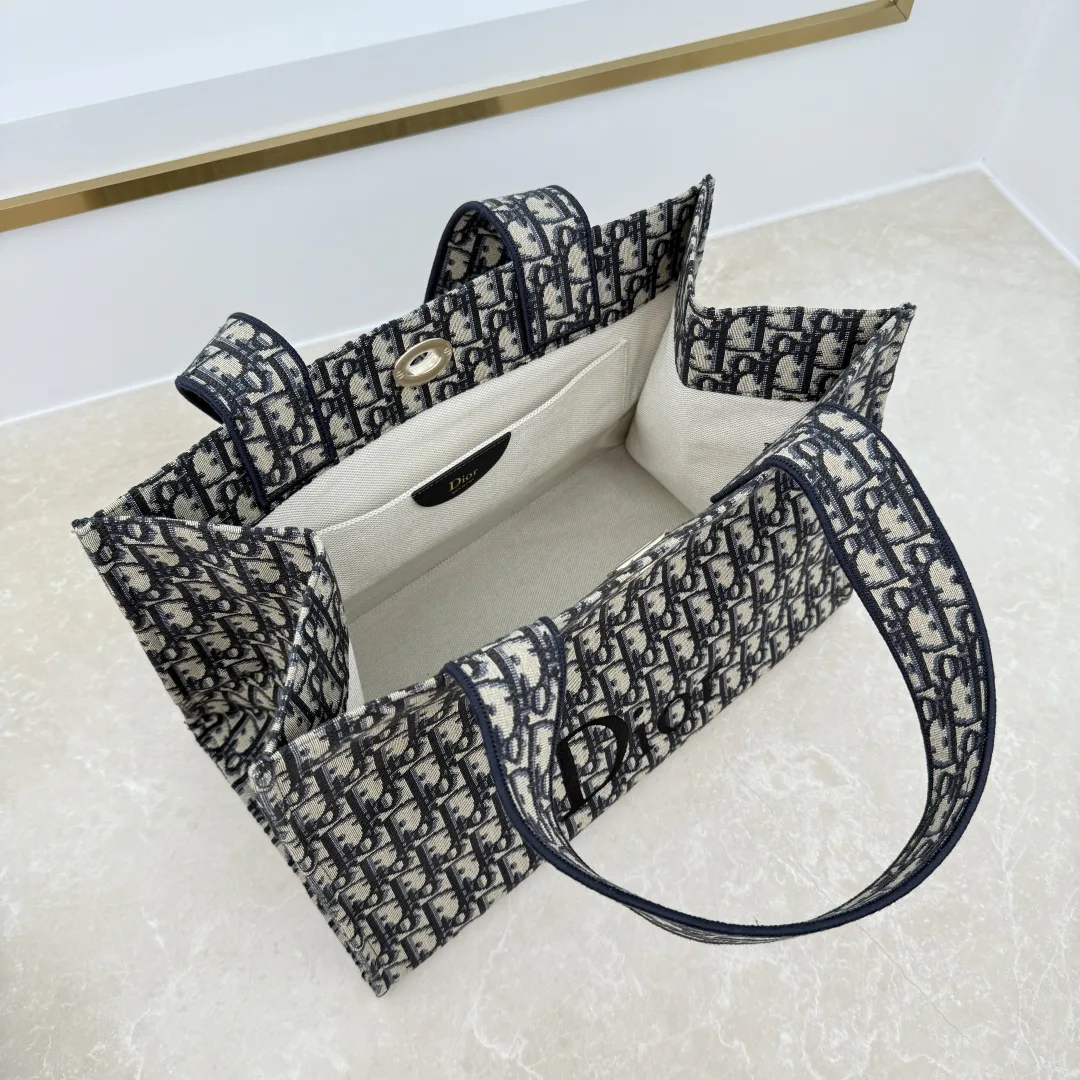 Women's Classic Handbags CHRISTIAN DIOR 17920072