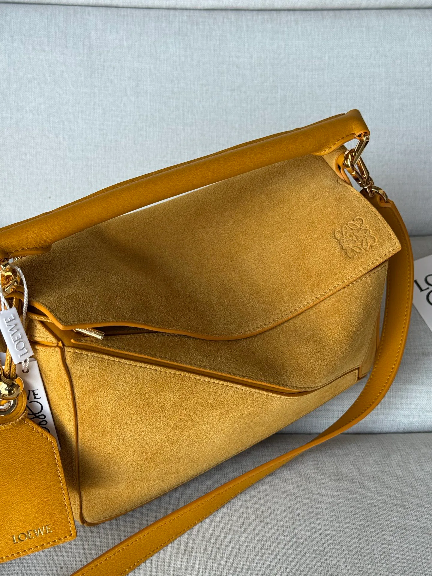 Women's Classic Handbags LOEWE 18280943