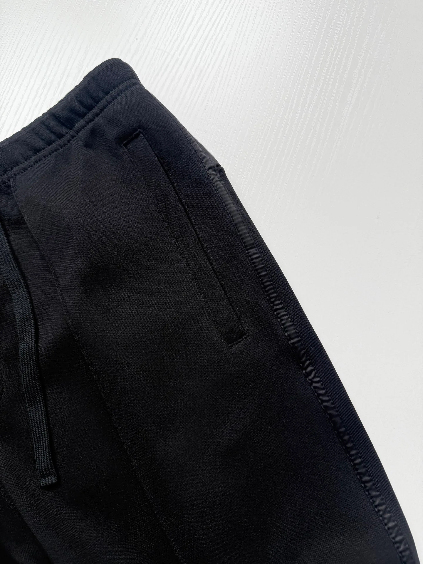 Men's Trousers PRADA 17993319
