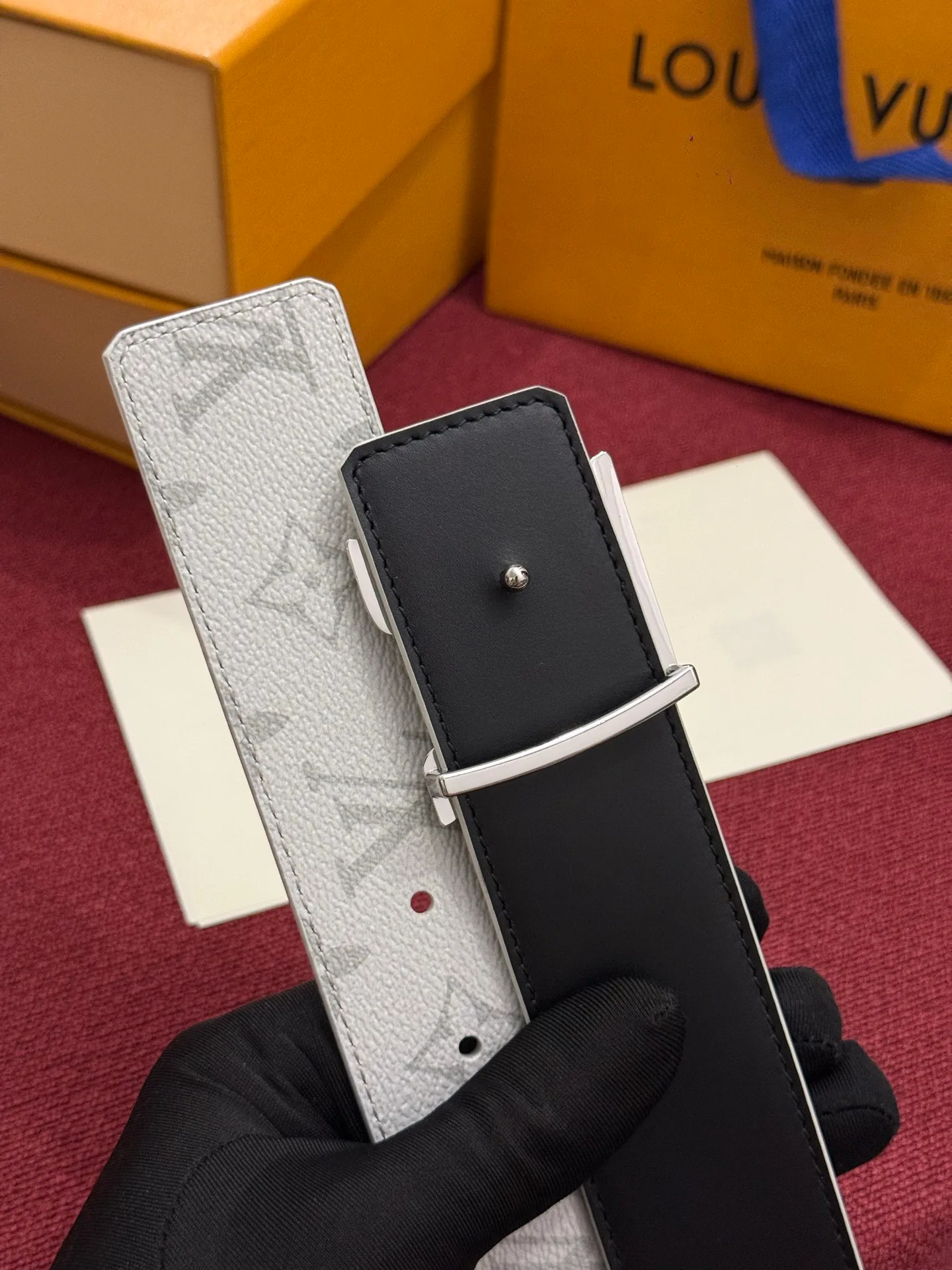 Belts LOUIS VUITTON 17623382