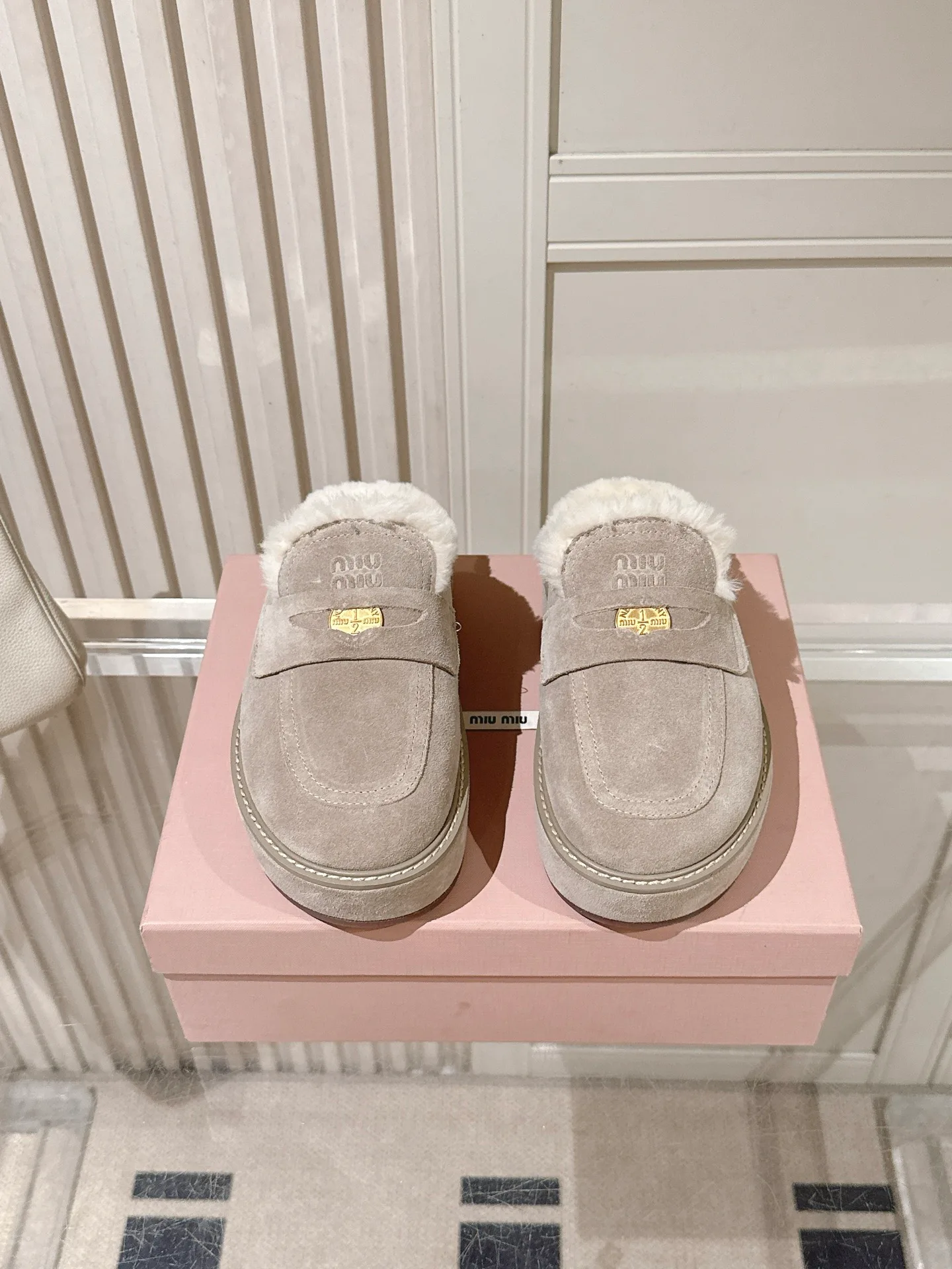Women's Mules And Clogs MIU MIU 17892587