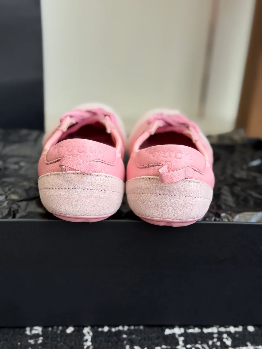 Women's Sneakers GUCCI 18121094