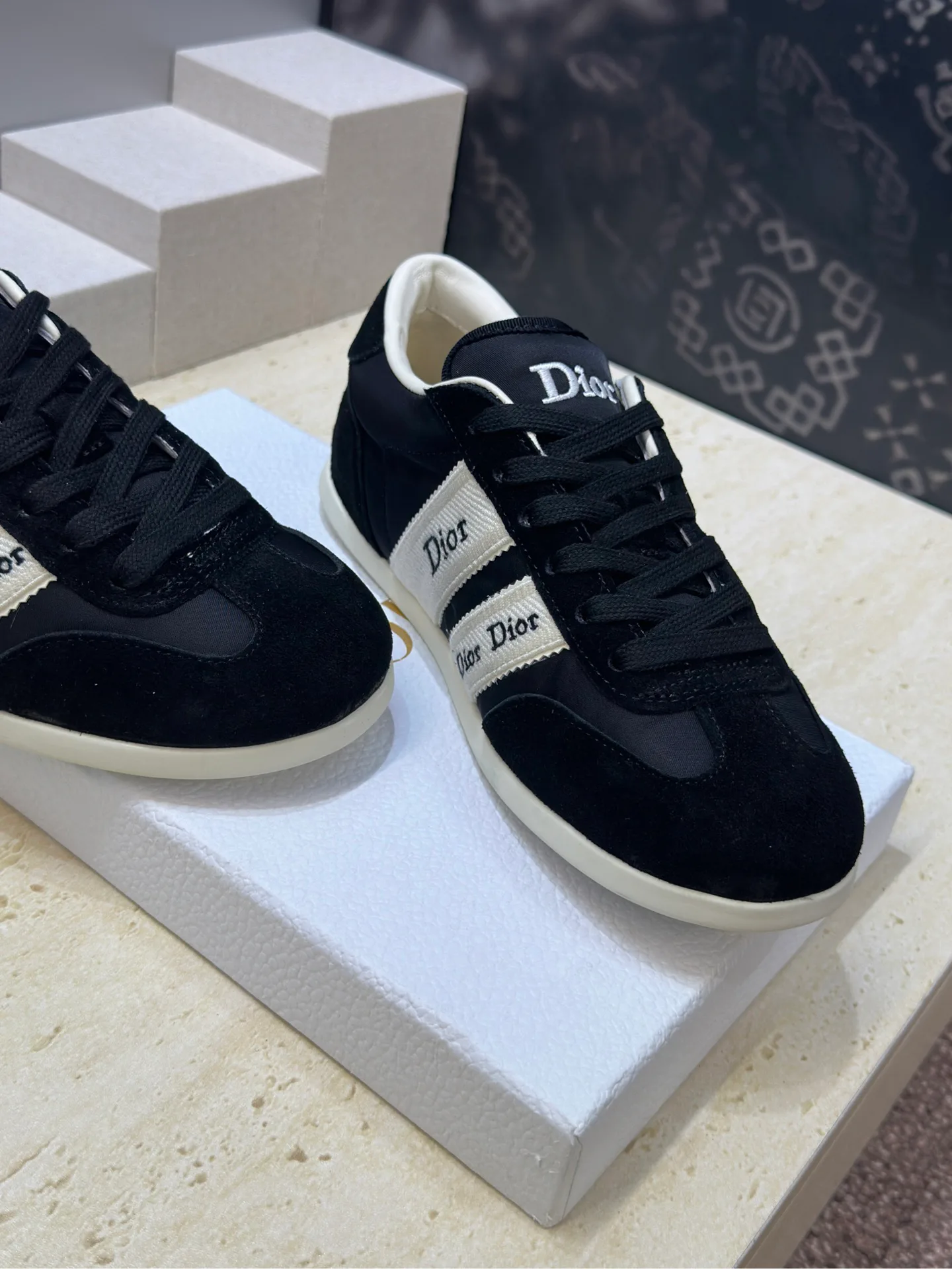 Women's Sneakers CHRISTIAN DIOR 17612353
