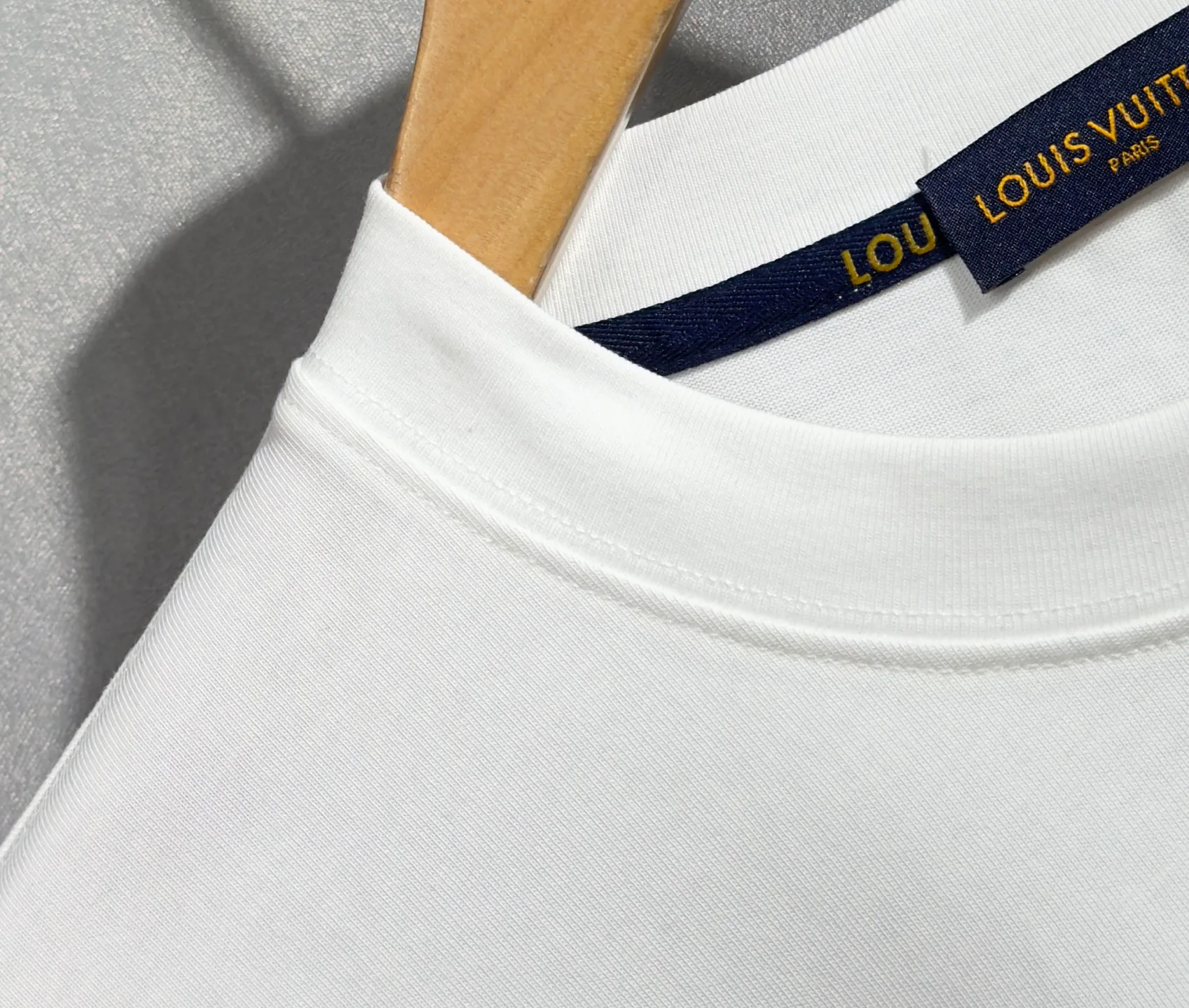 Men's T-Shirts LOUIS VUITTON 18098346
