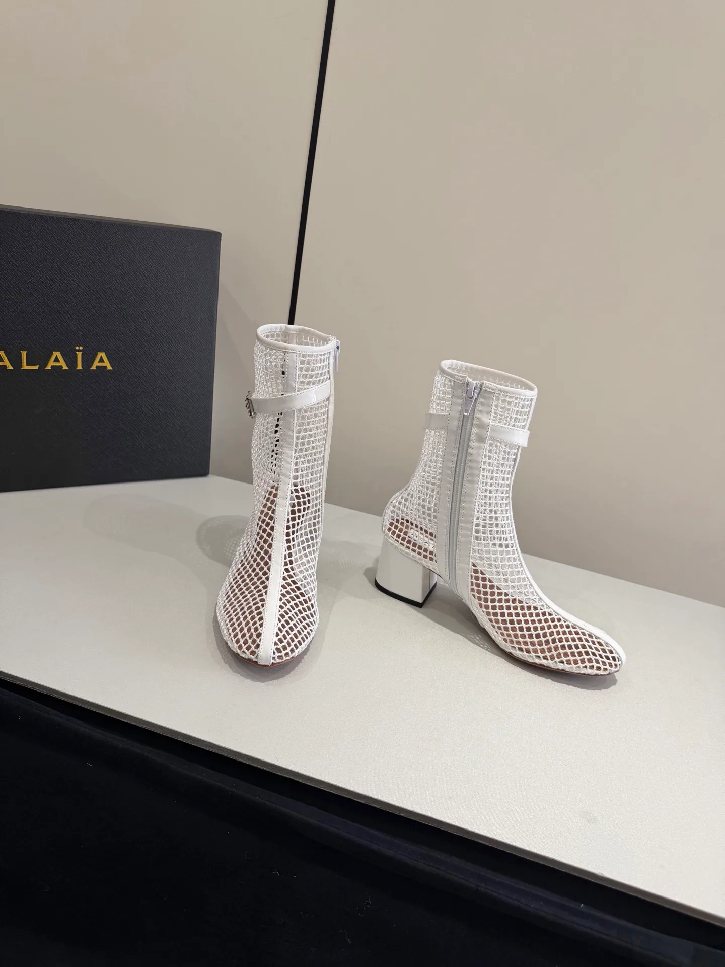 Women's Booties ALAIA 17977477