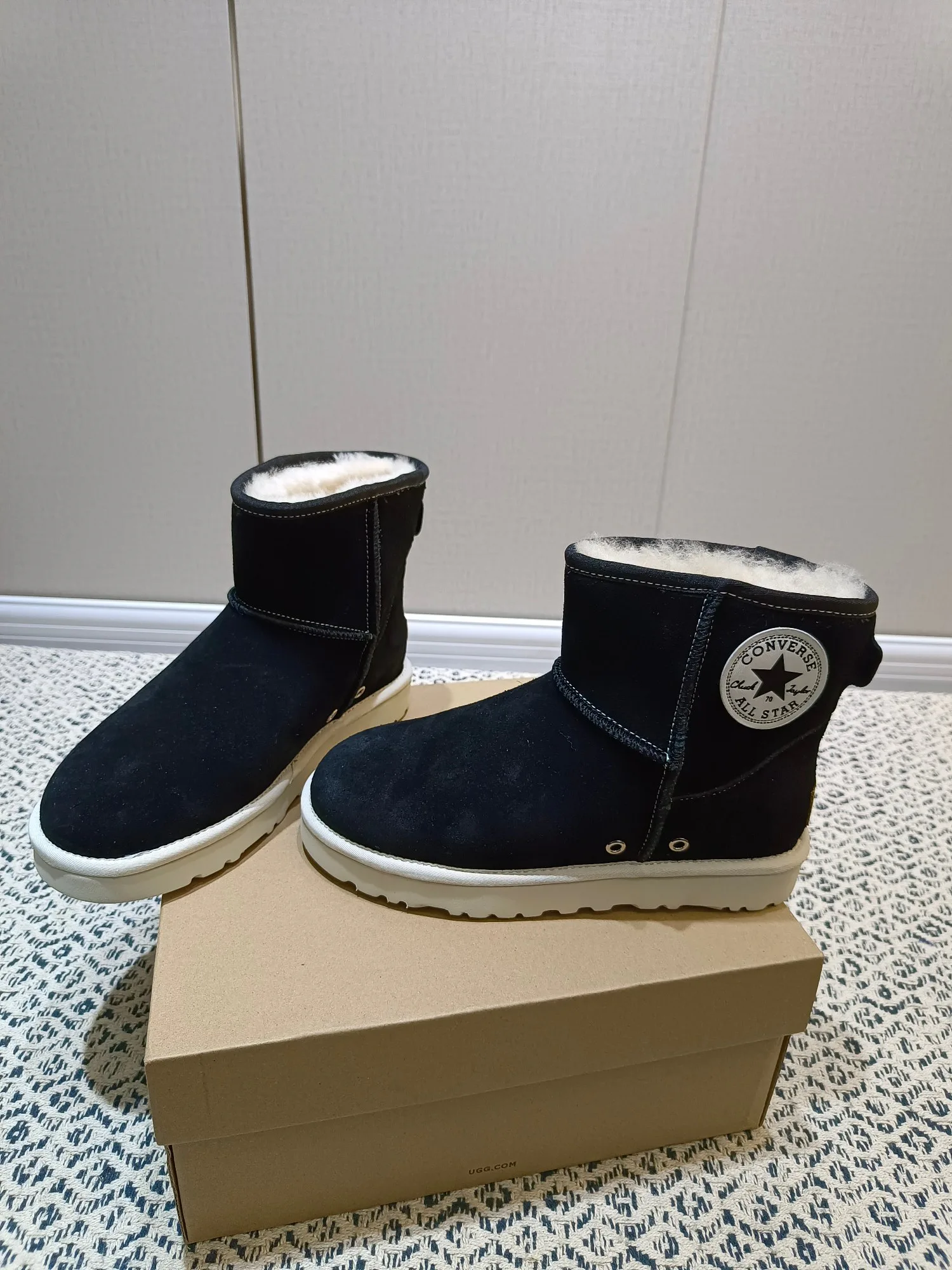 Women's Ugg Boots UGG 17997436