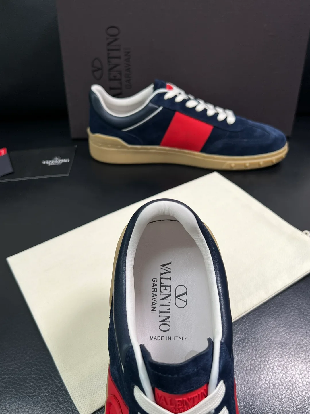 Women's Sneakers VALENTINO 17093910