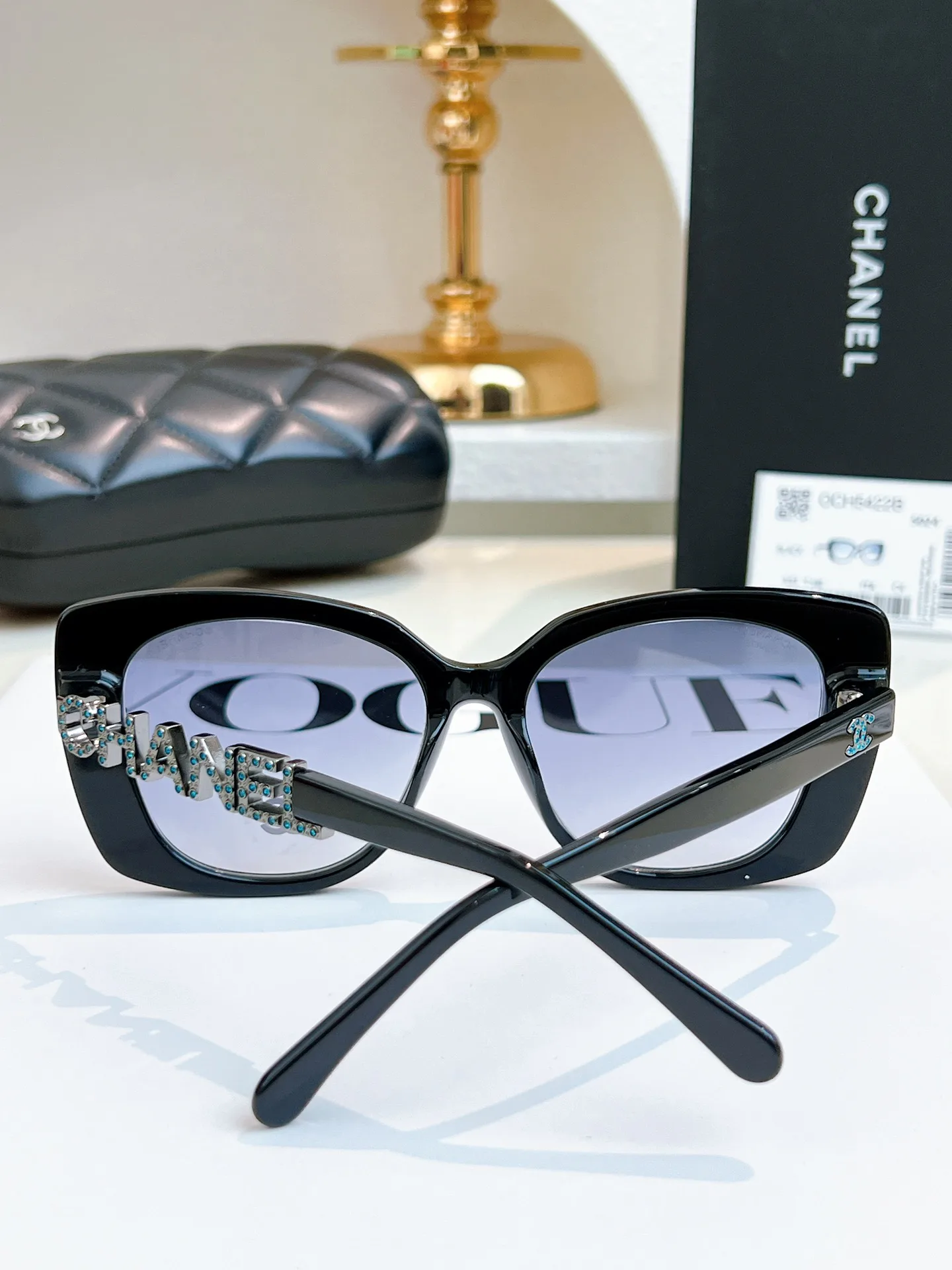 Glasses CHANEL 17366518