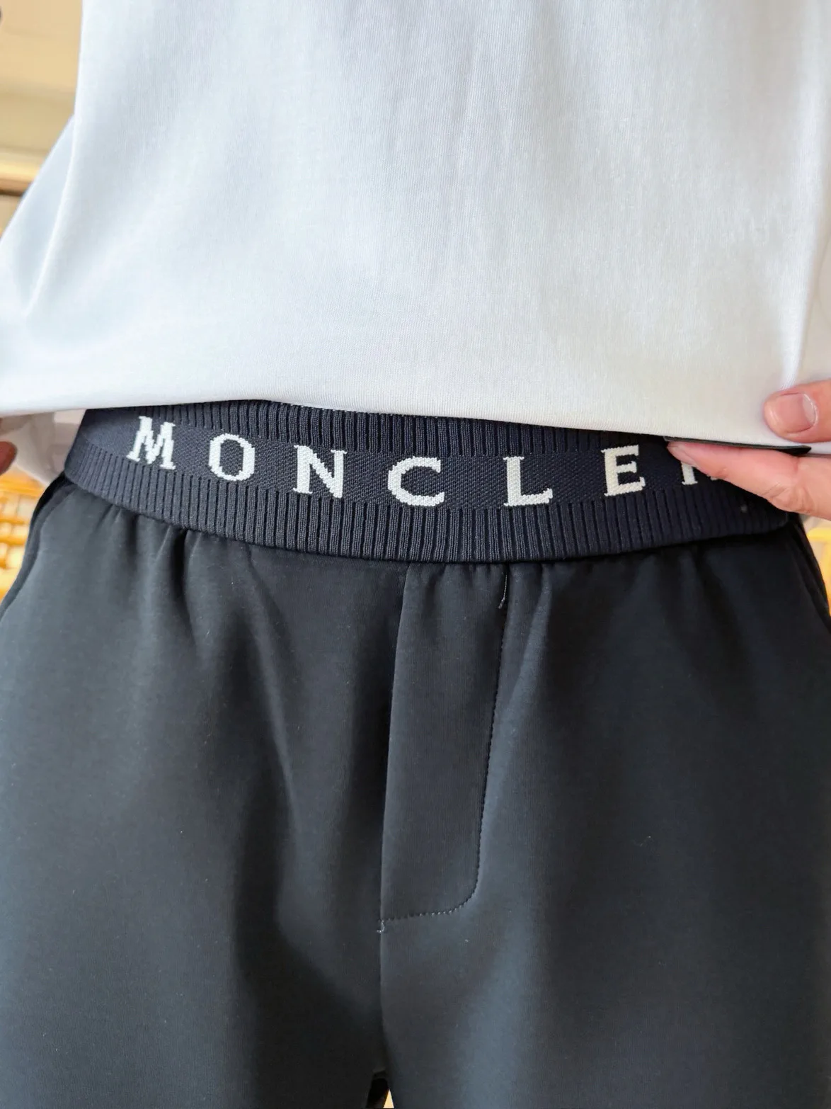Men's Trousers MONCLER 18345759