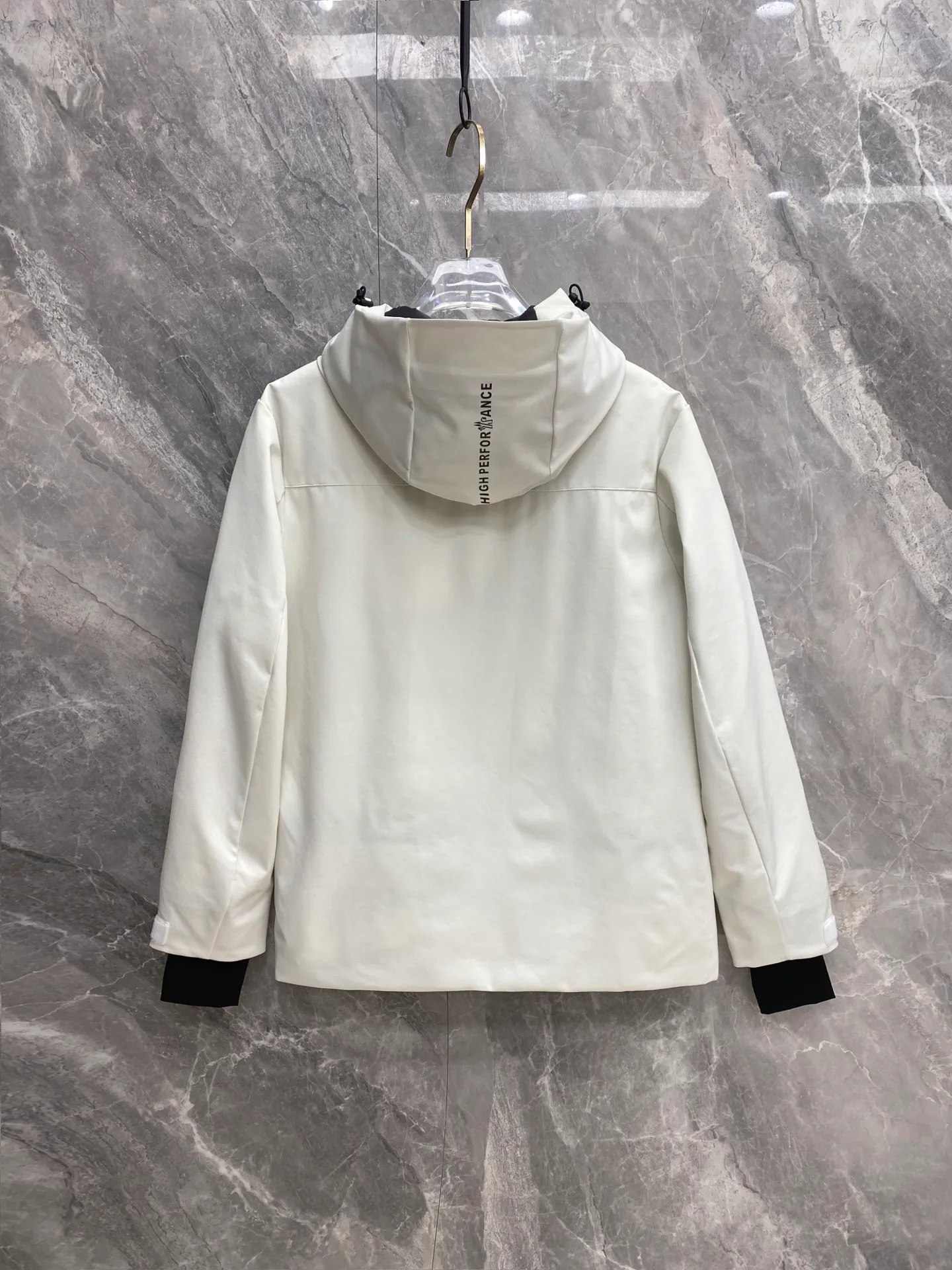 Men's Jackets And Down Jackets MONCLER 18348635