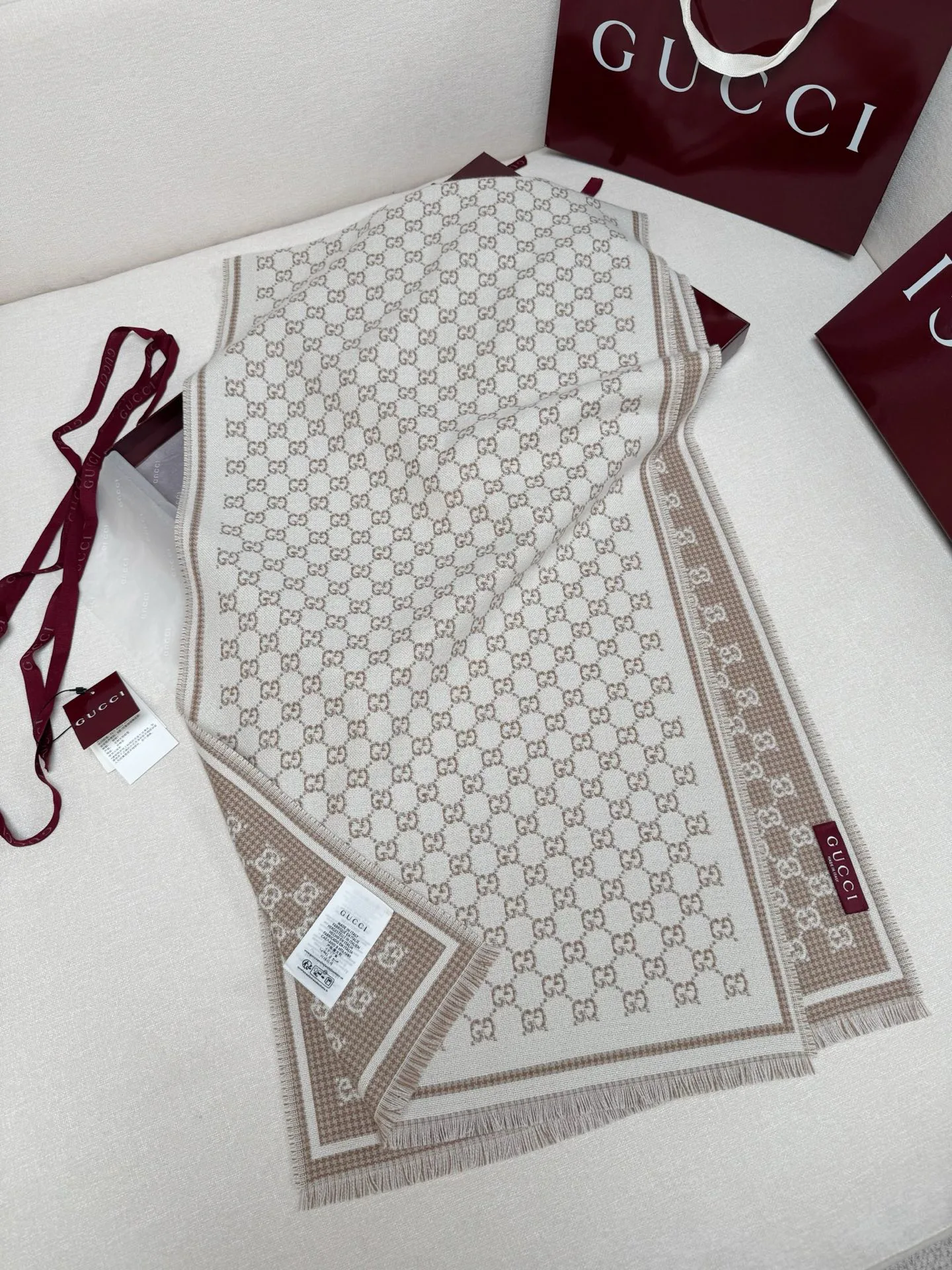 Scarves GUCCI 17992040
