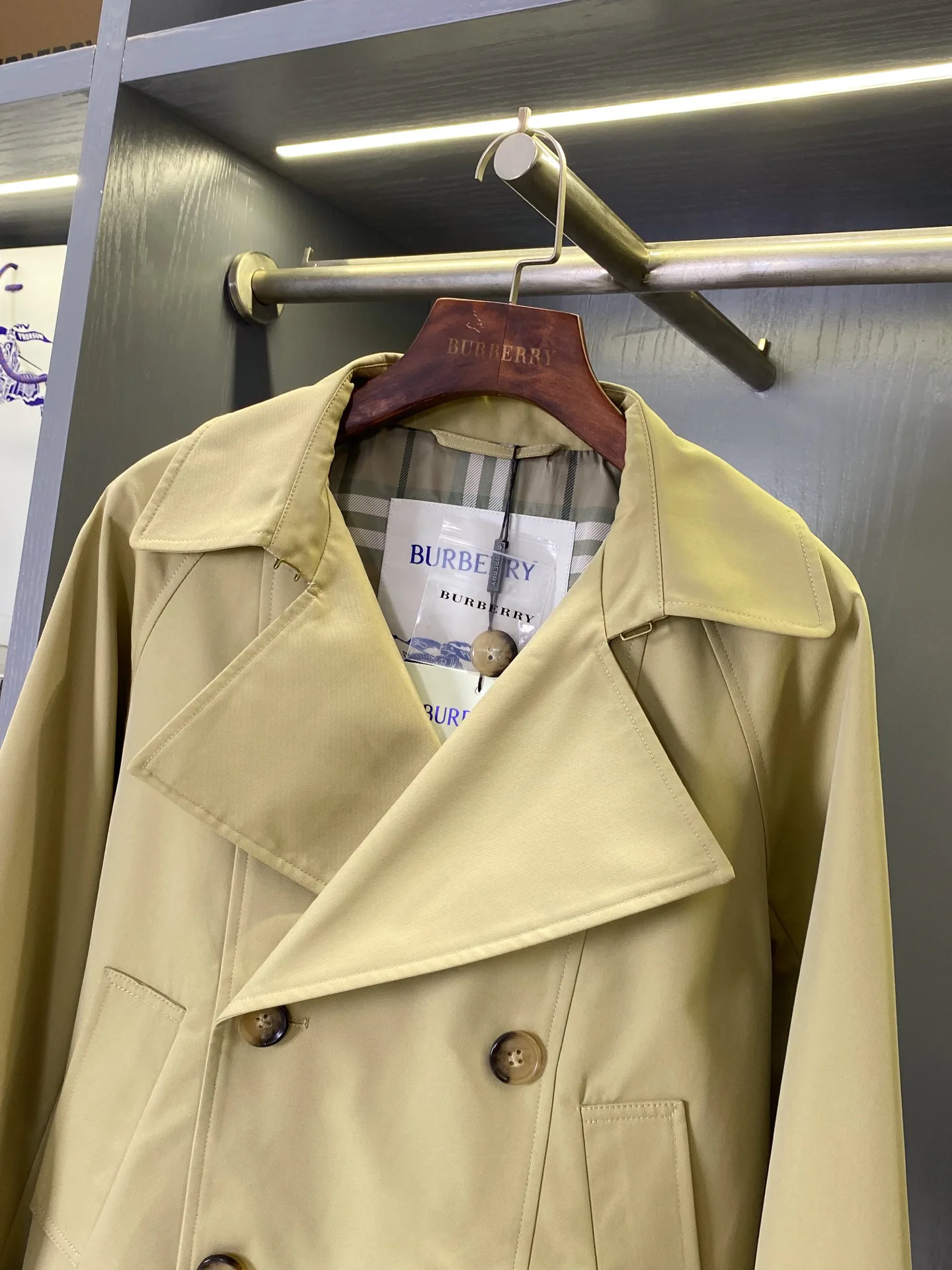 Women's Trench Coats BURBERRY 18016163