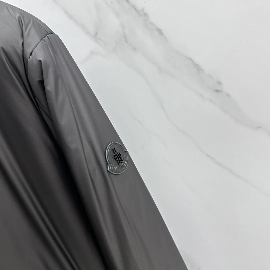 Куртки И Пуховики Мужские Moncler 18596985