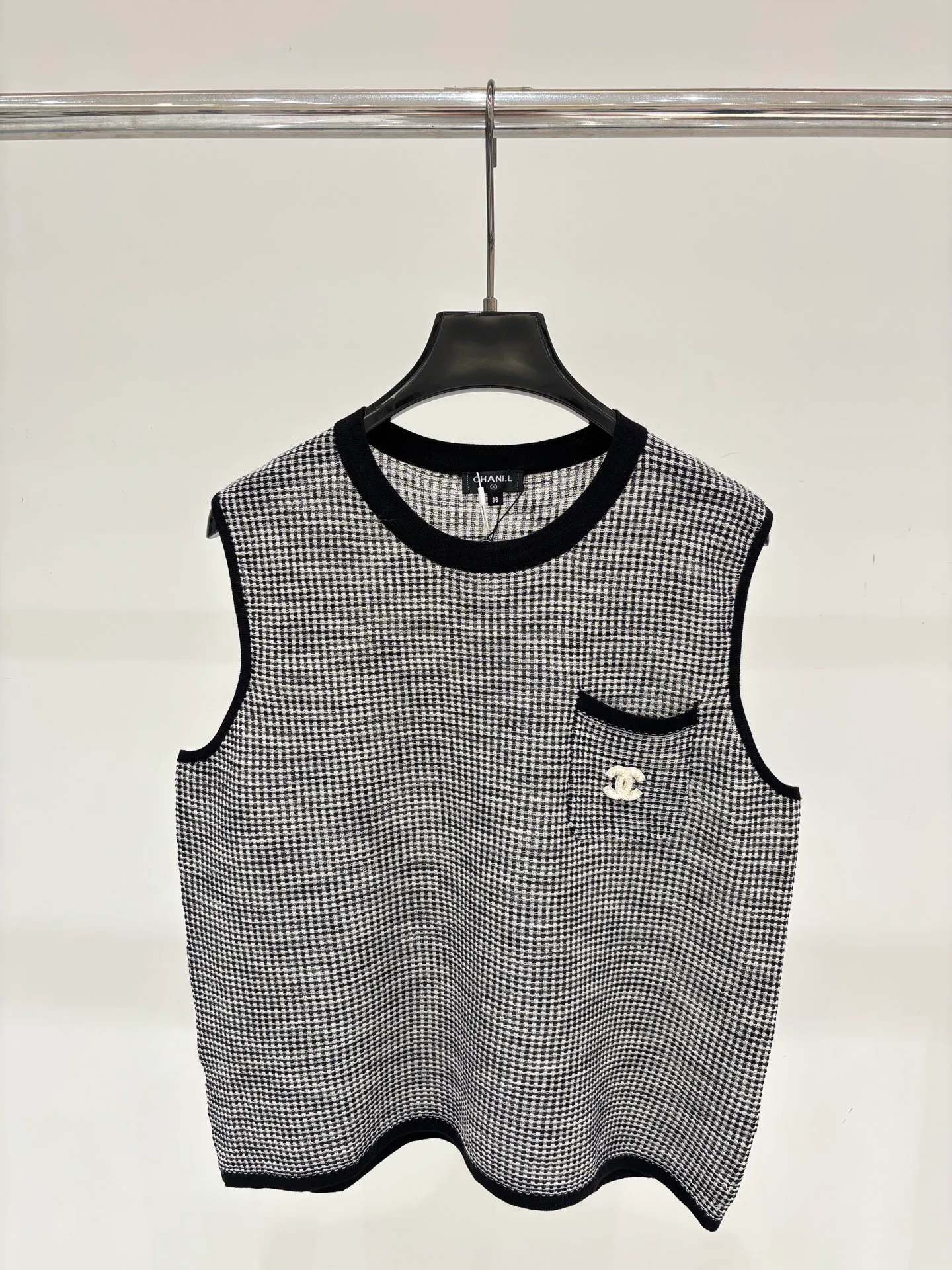 Women's Vests CHANEL 17141693