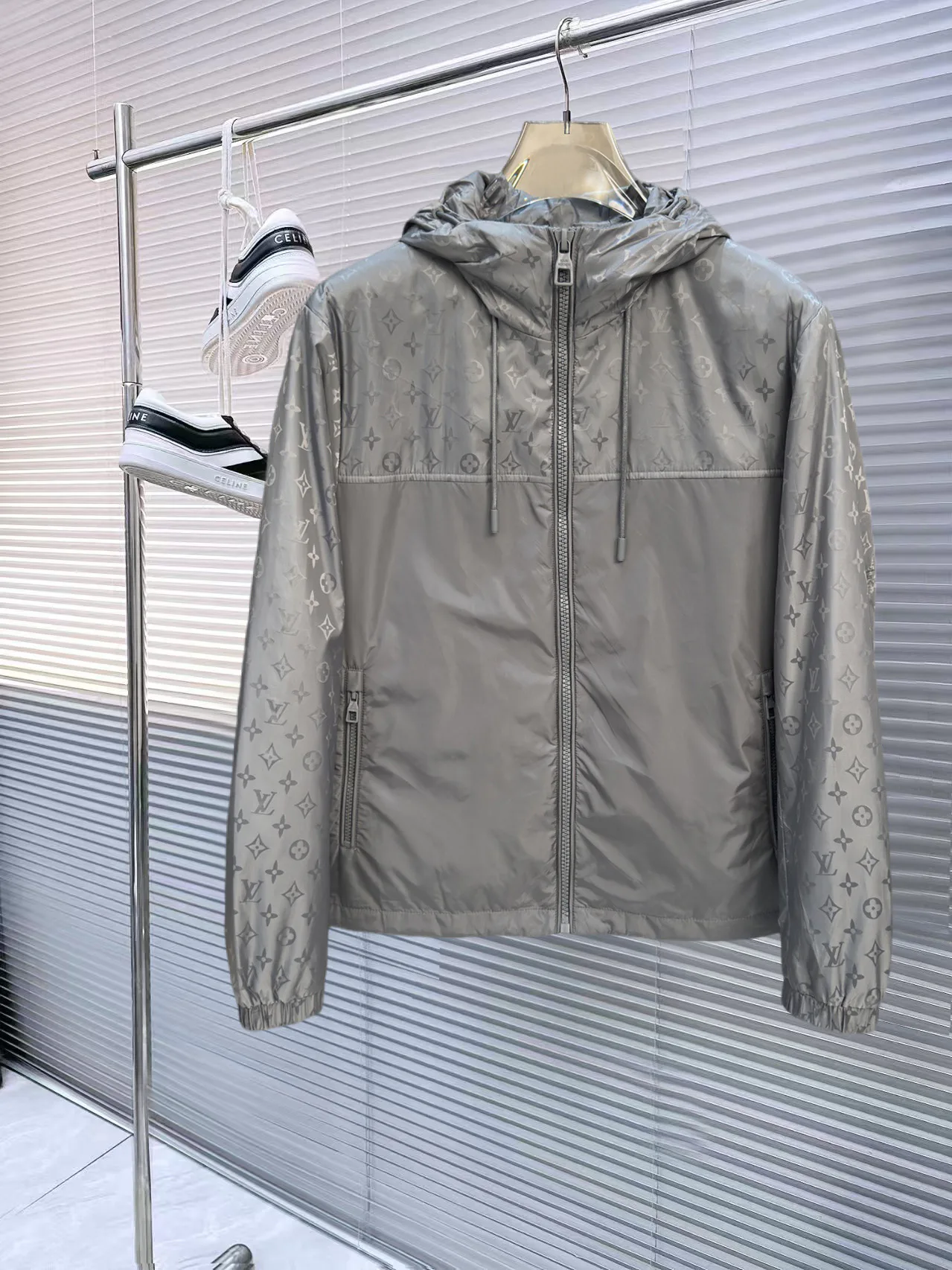 Men's Jackets And Down Jackets LOUIS VUITTON 17966713