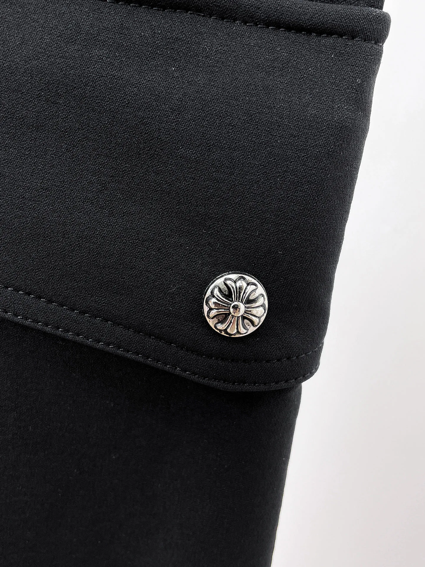 Men's Trousers CHROME HEARTS 18399335
