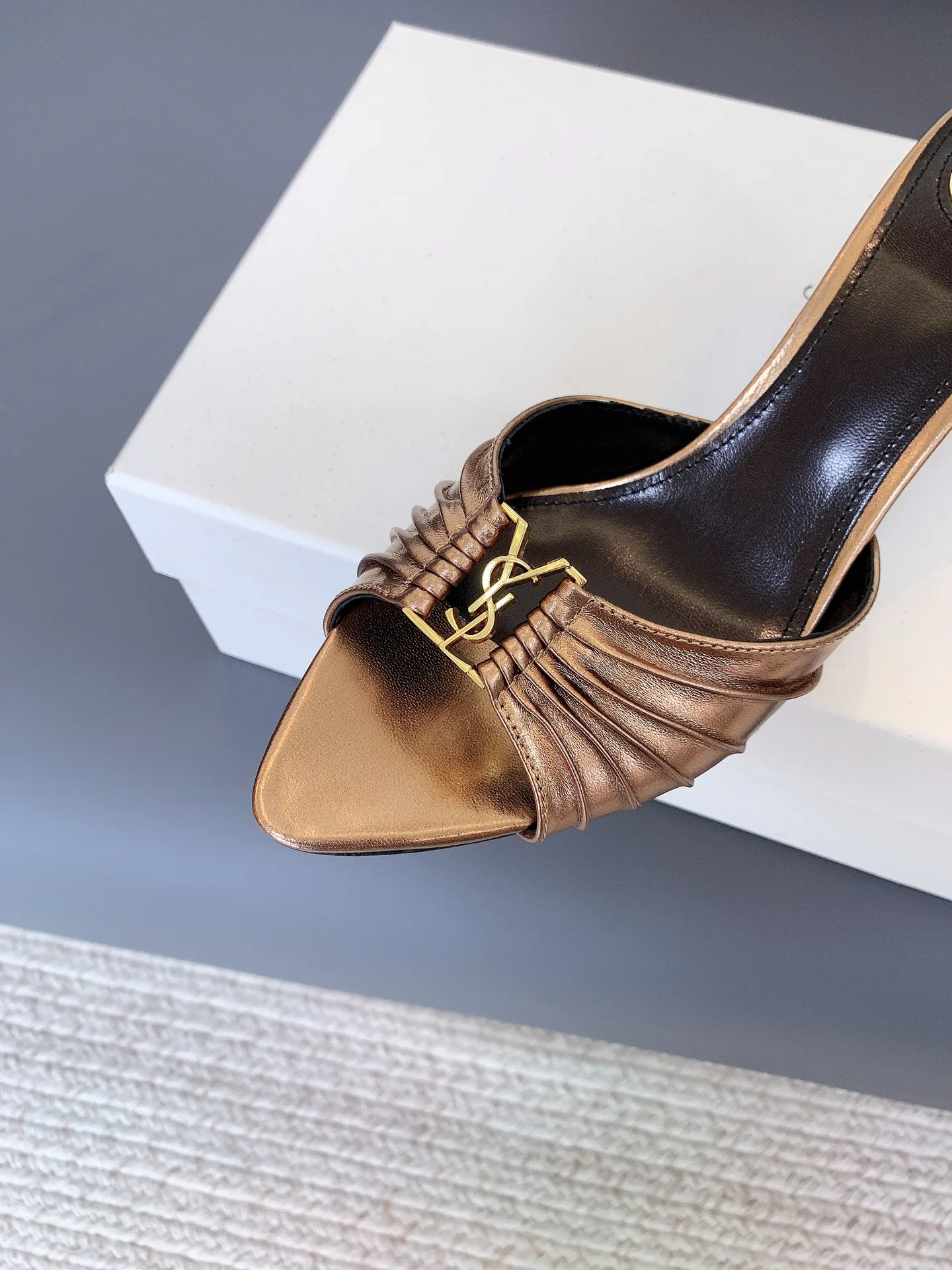 Women's Mules And Clogs SAINT LAURENT 17698103
