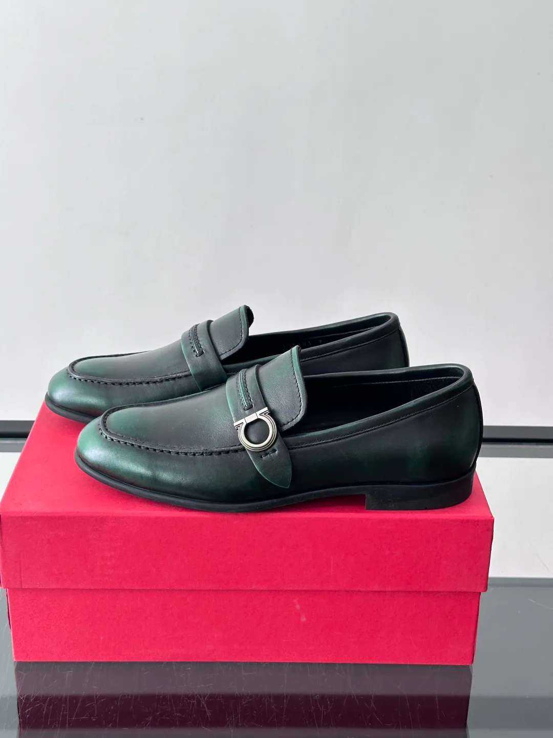Men's Loafers And Dress Shoes SALVATORE FERRAGAMO 18079464