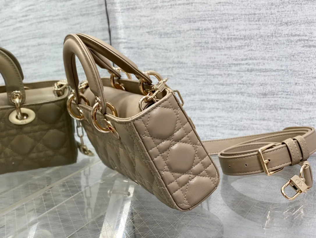 Women's Classic Handbags CHRISTIAN DIOR 17770392
