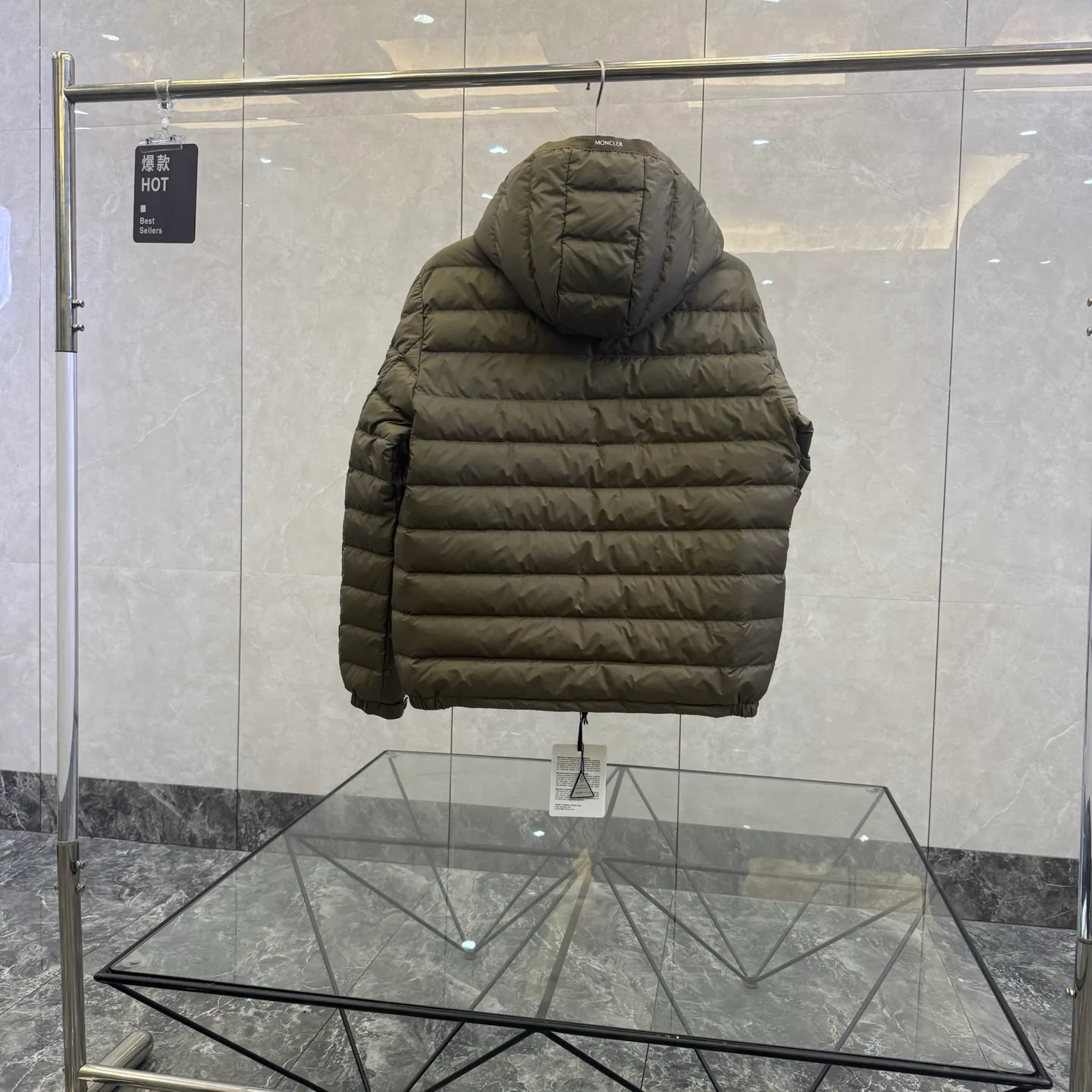Women's Jackets And Down Jackets MONCLER 17919910